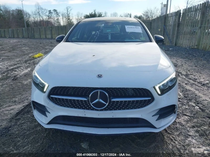 Mercedes-Benz A 220 * 4MATIC* , снимка 3 - Автомобили и джипове - 48471618