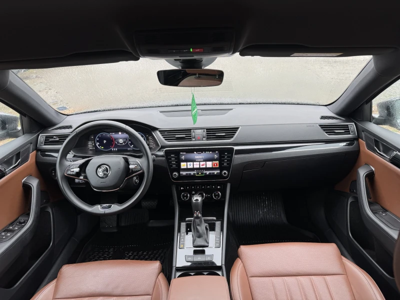 Skoda Superb L&K* 4x4* Facelift* ЛИЗИНГ* 1ви собственик, снимка 11 - Автомобили и джипове - 52571541