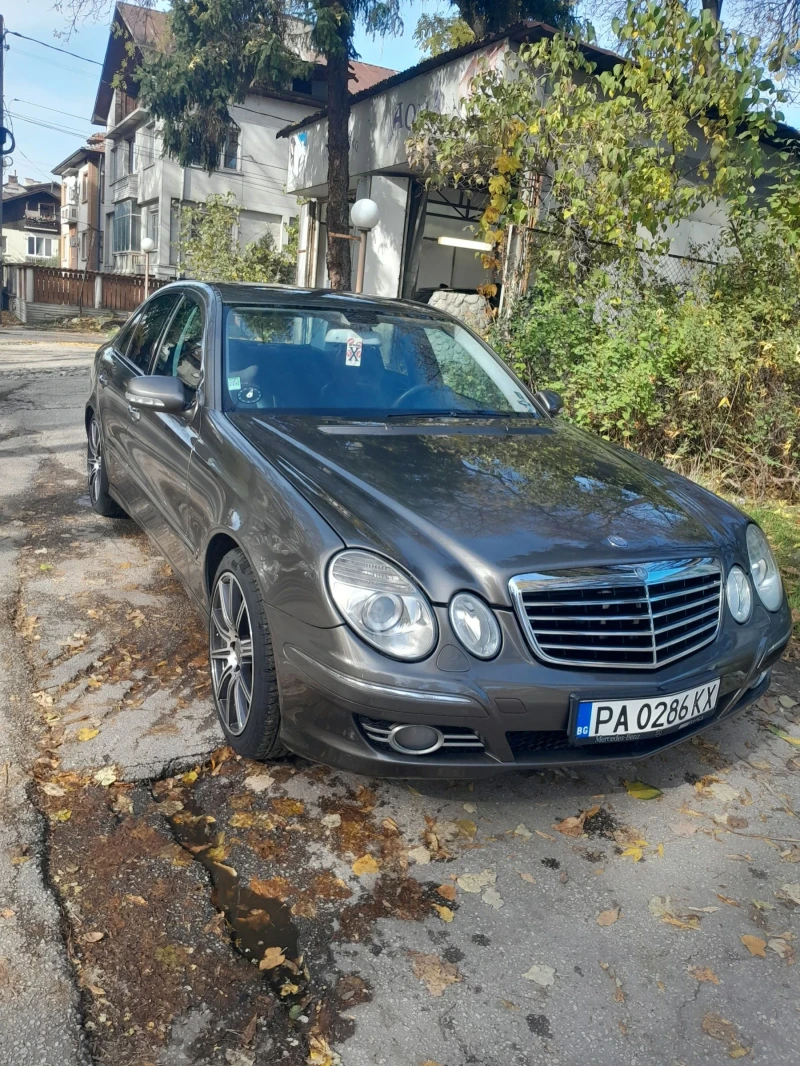 Mercedes-Benz E 320, снимка 9 - Автомобили и джипове - 52595704
