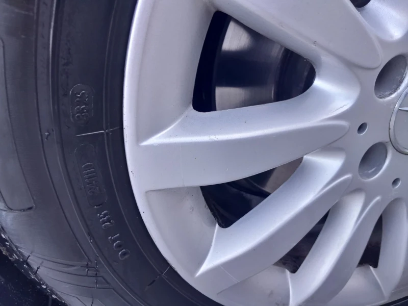 Mercedes-Benz E 320, снимка 12 - Автомобили и джипове - 52595704