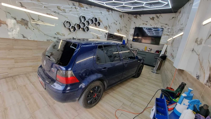 VW Golf Golf 4 1.8 турбо, снимка 3 - Автомобили и джипове - 52692342