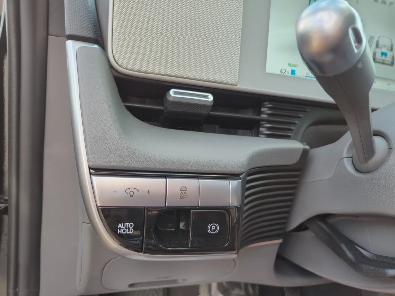 Hyundai Ioniq 5 6 МЕСЕЦА ГАРАНЦИЯ/Long Range/4x4/77.4kWh, снимка 14 - Автомобили и джипове - 53368586