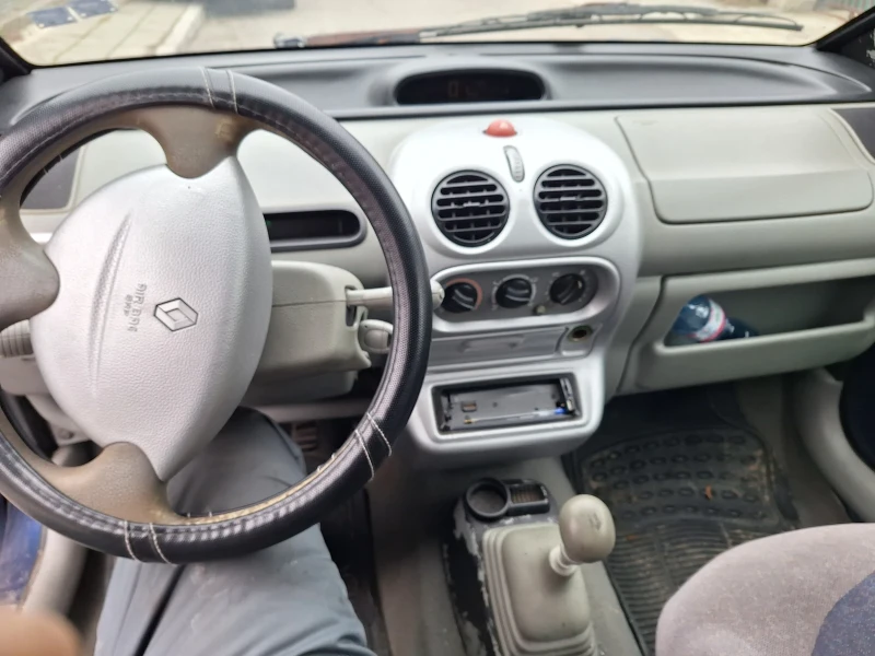 Renault Twingo, снимка 5 - Автомобили и джипове - 53476569