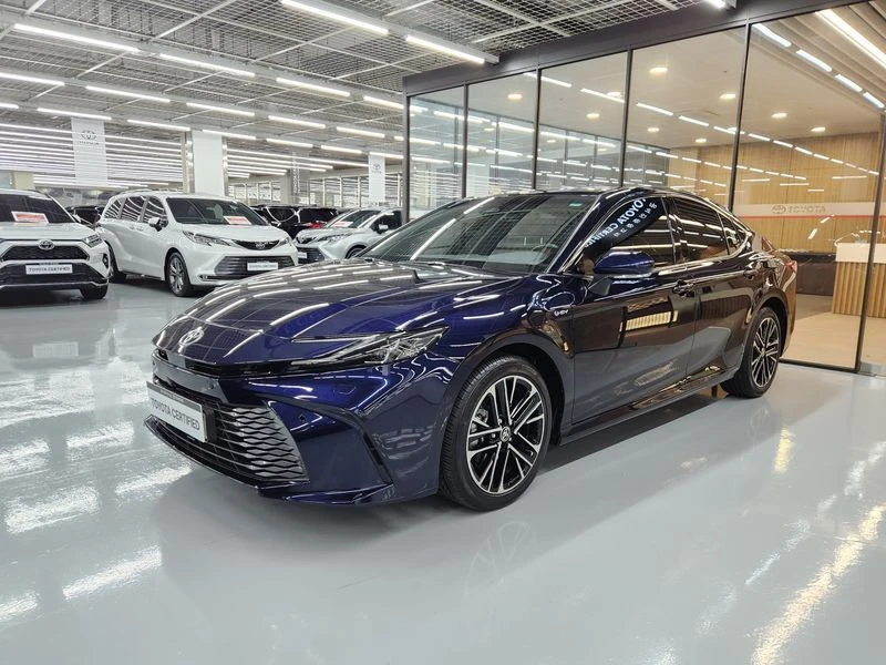Toyota Camry 2.5 XLE Hybrid| 208к.с.| ВКЛ.ТЕХНОТЕСТ