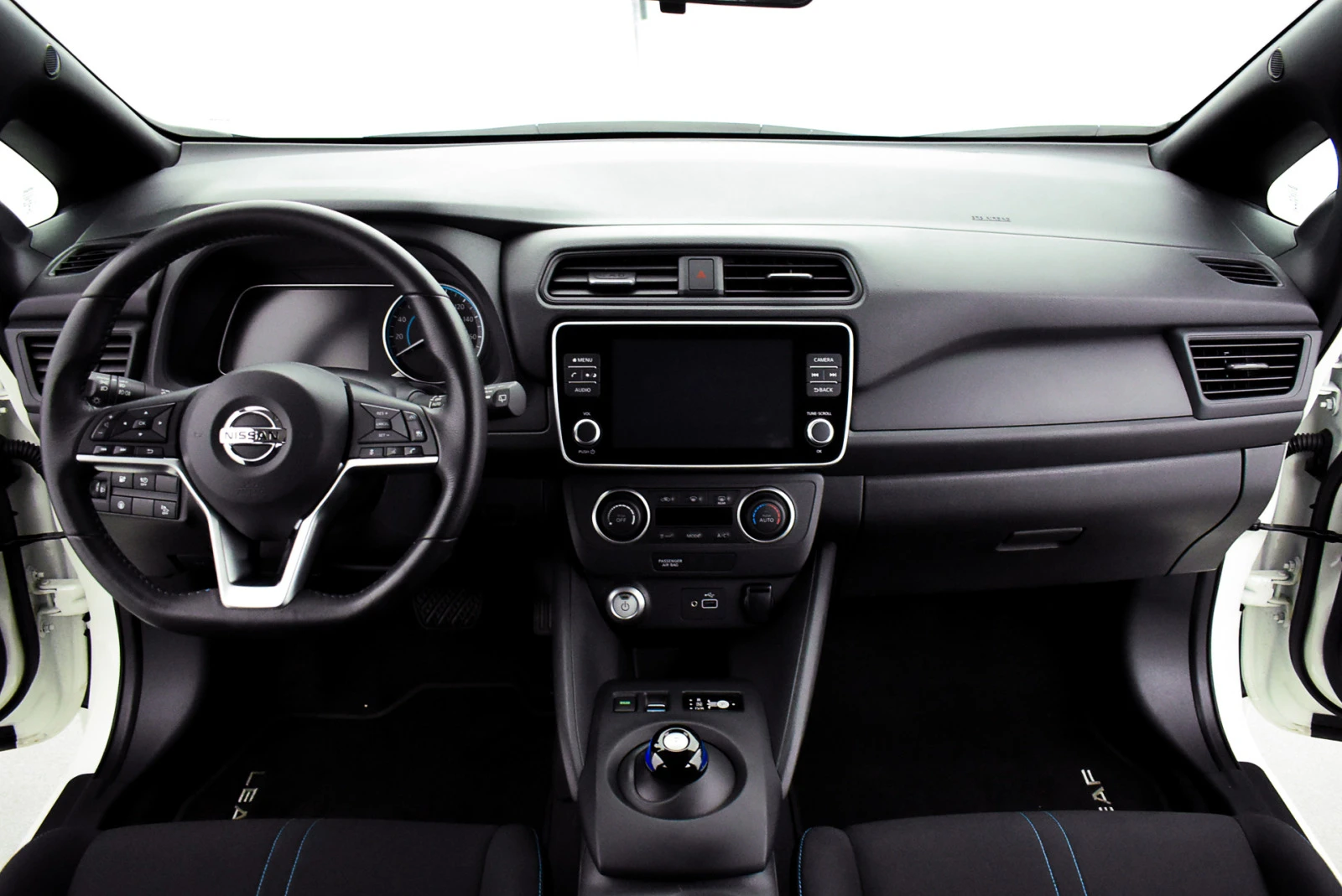 Nissan Leaf  NOVA 4000 km. | Mobile.bg   15