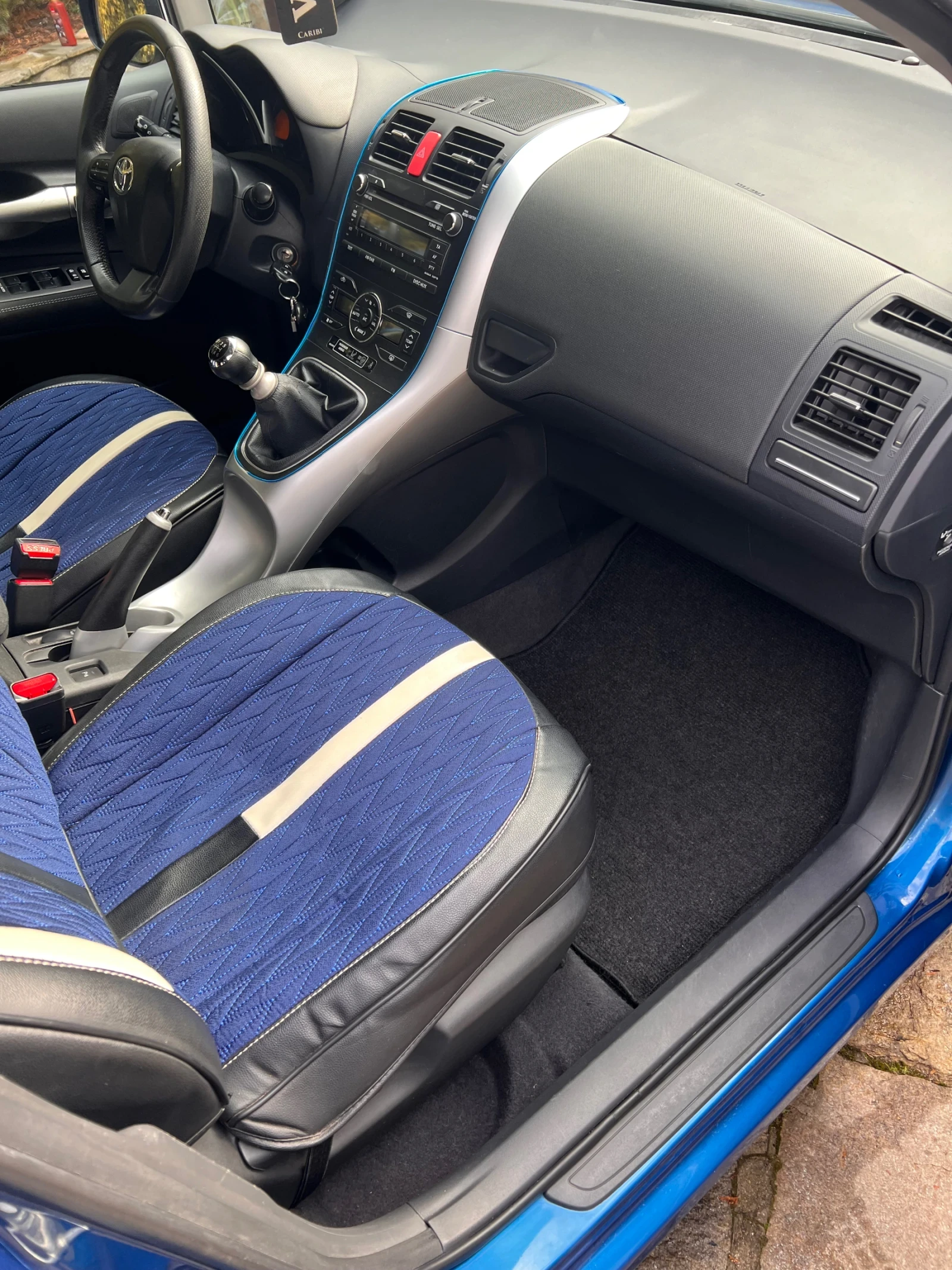 Toyota Auris  - изображение 7