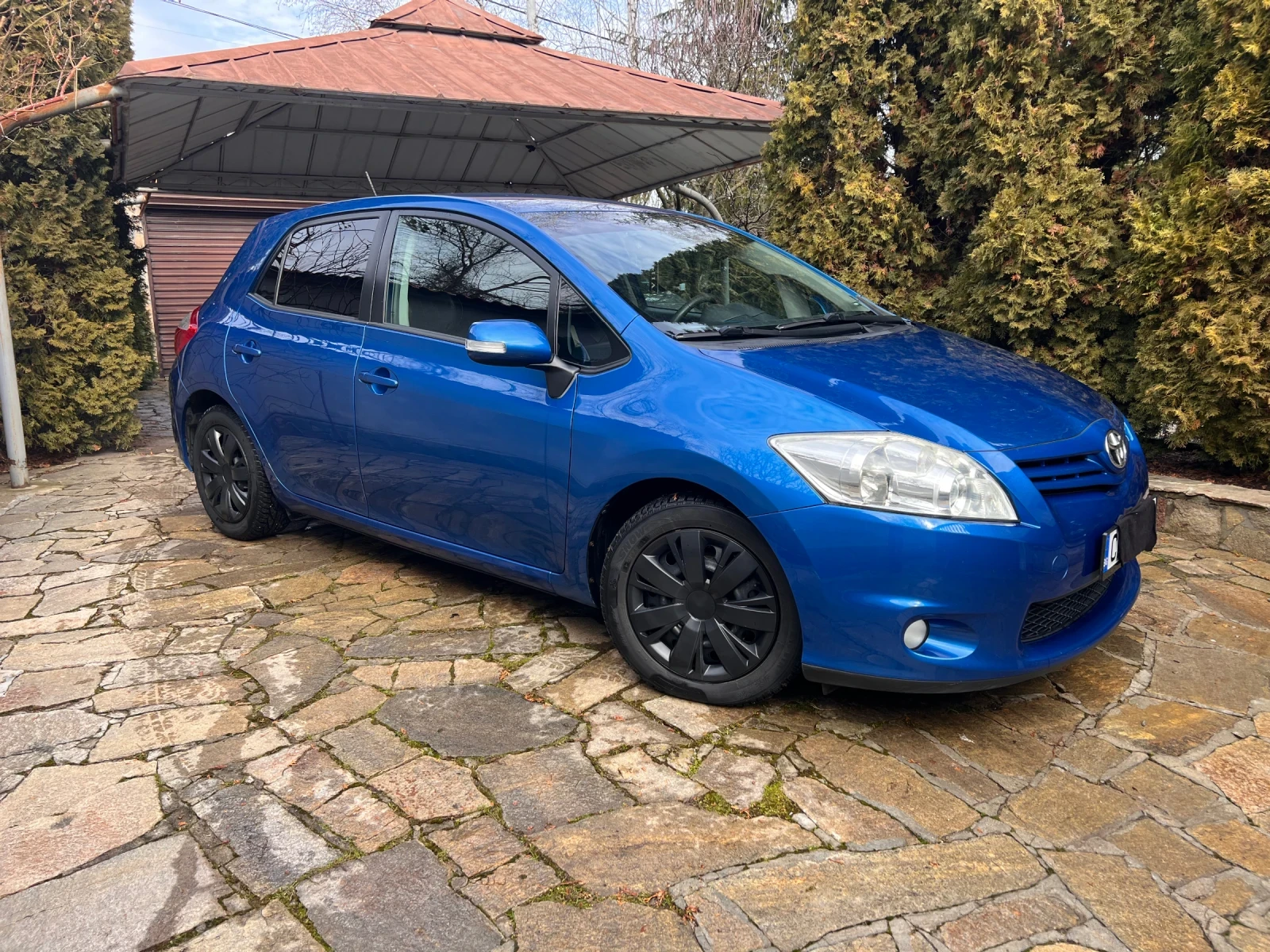 Toyota Auris  - изображение 2