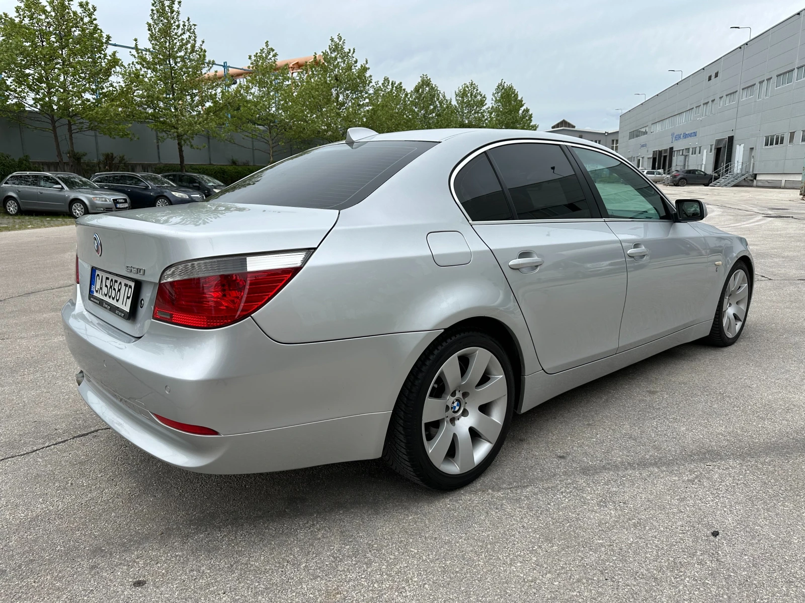 BMW 530 3.0d 218 к.с. - изображение 4