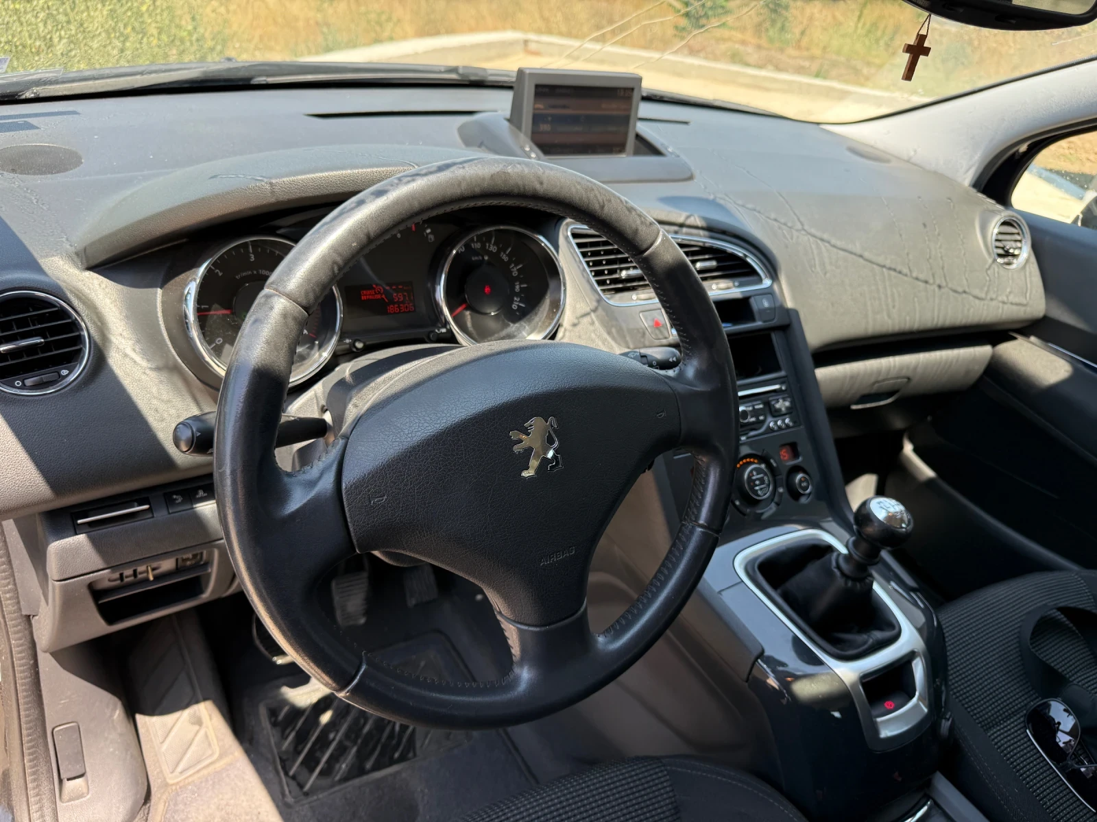 Peugeot 5008 1.6 HDI - изображение 8