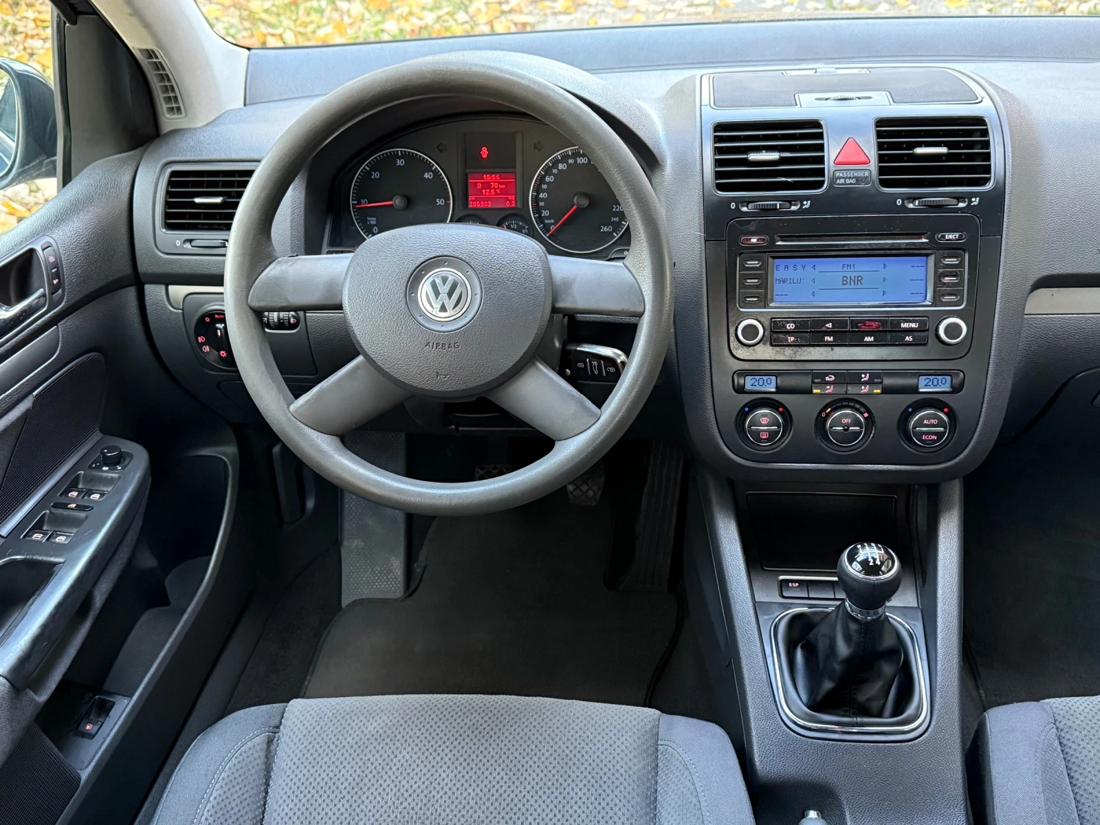 VW Golf 1.9TDi 105к.с * Климатроник*  - изображение 10
