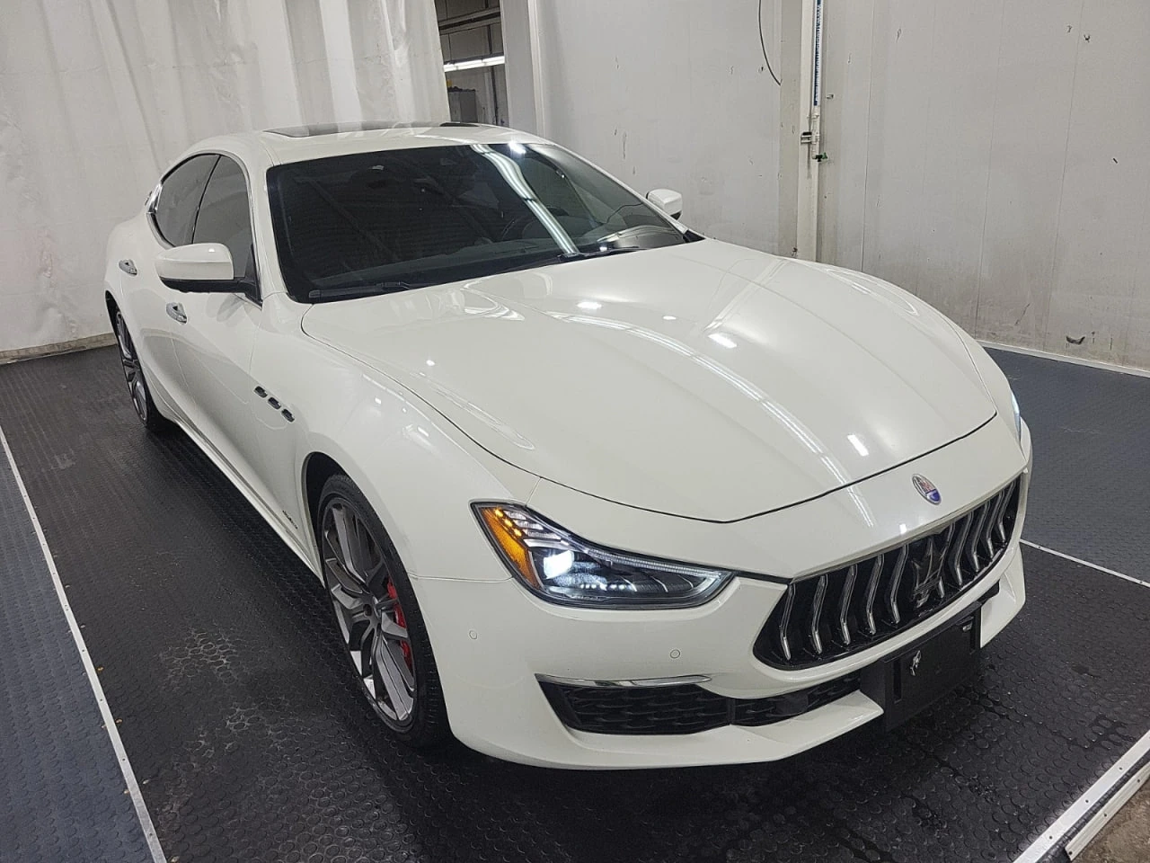 Maserati Ghibli *  *    *   *  | Mobile.bg   1