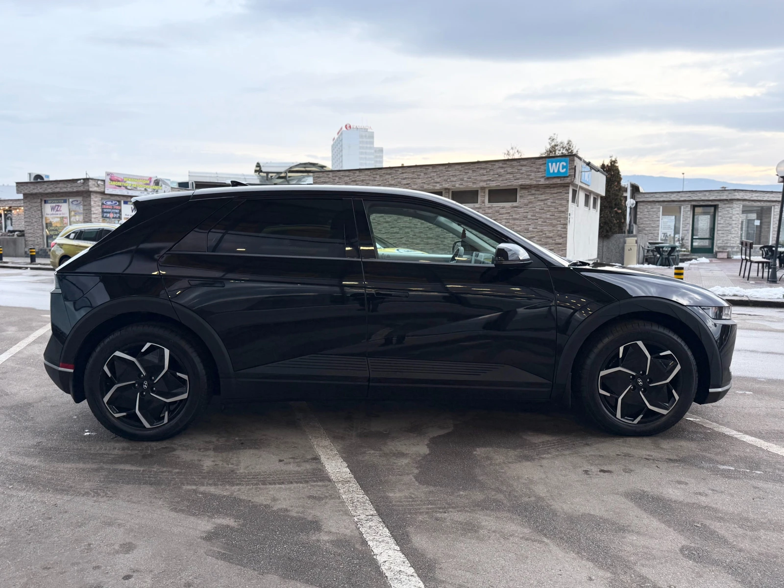 Hyundai Ioniq 5 6 МЕСЕЦА ГАРАНЦИЯ/Long Range/4x4/77.4kWh - изображение 5