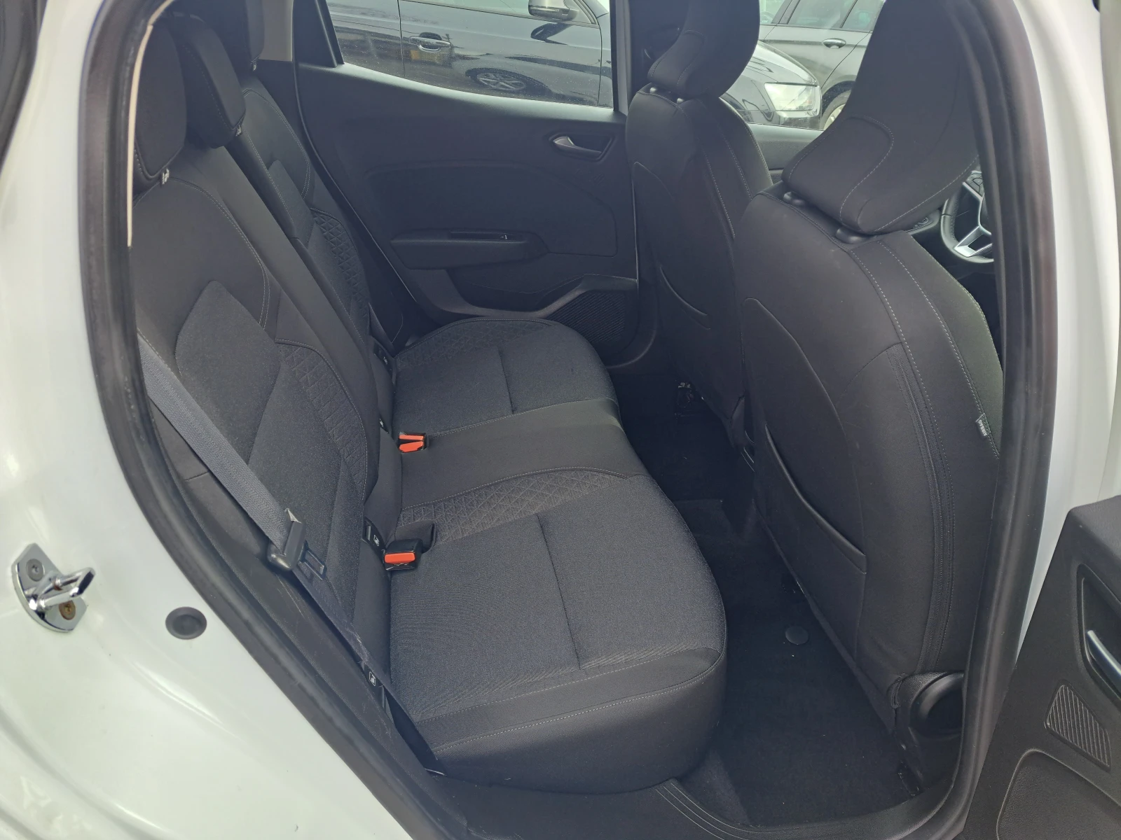 Renault Clio 1.5DCI EURO "6" FUL EKSTRI - изображение 9