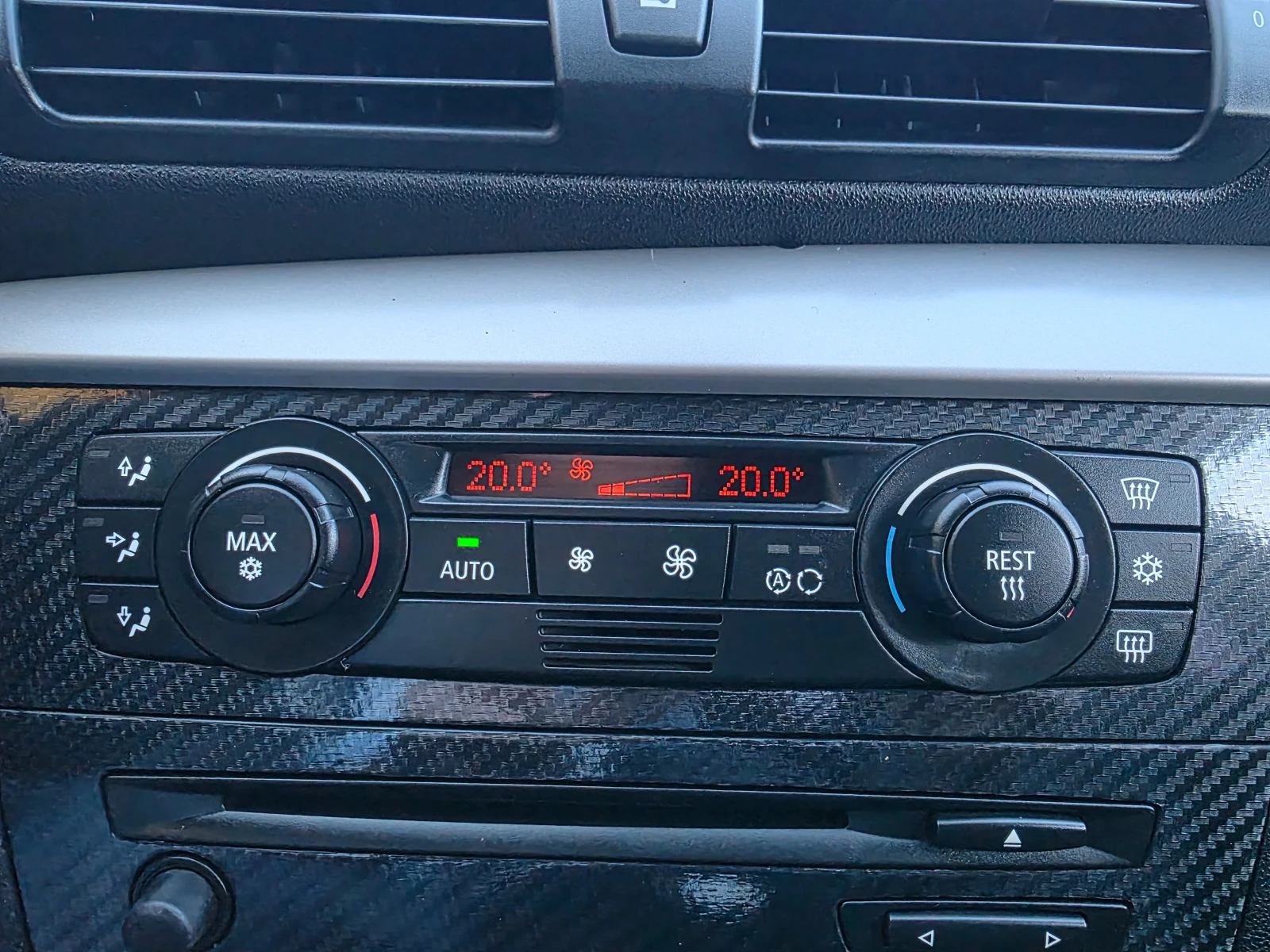 BMW 118 2.0D 143К.С. ITALY, снимка 16 - Автомобили и джипове - 53755913