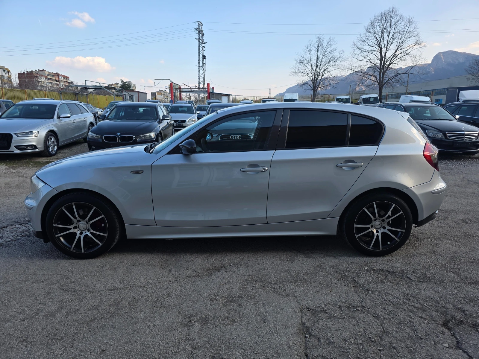 BMW 118 2.0D 143К.С. ITALY, снимка 8 - Автомобили и джипове - 53755913
