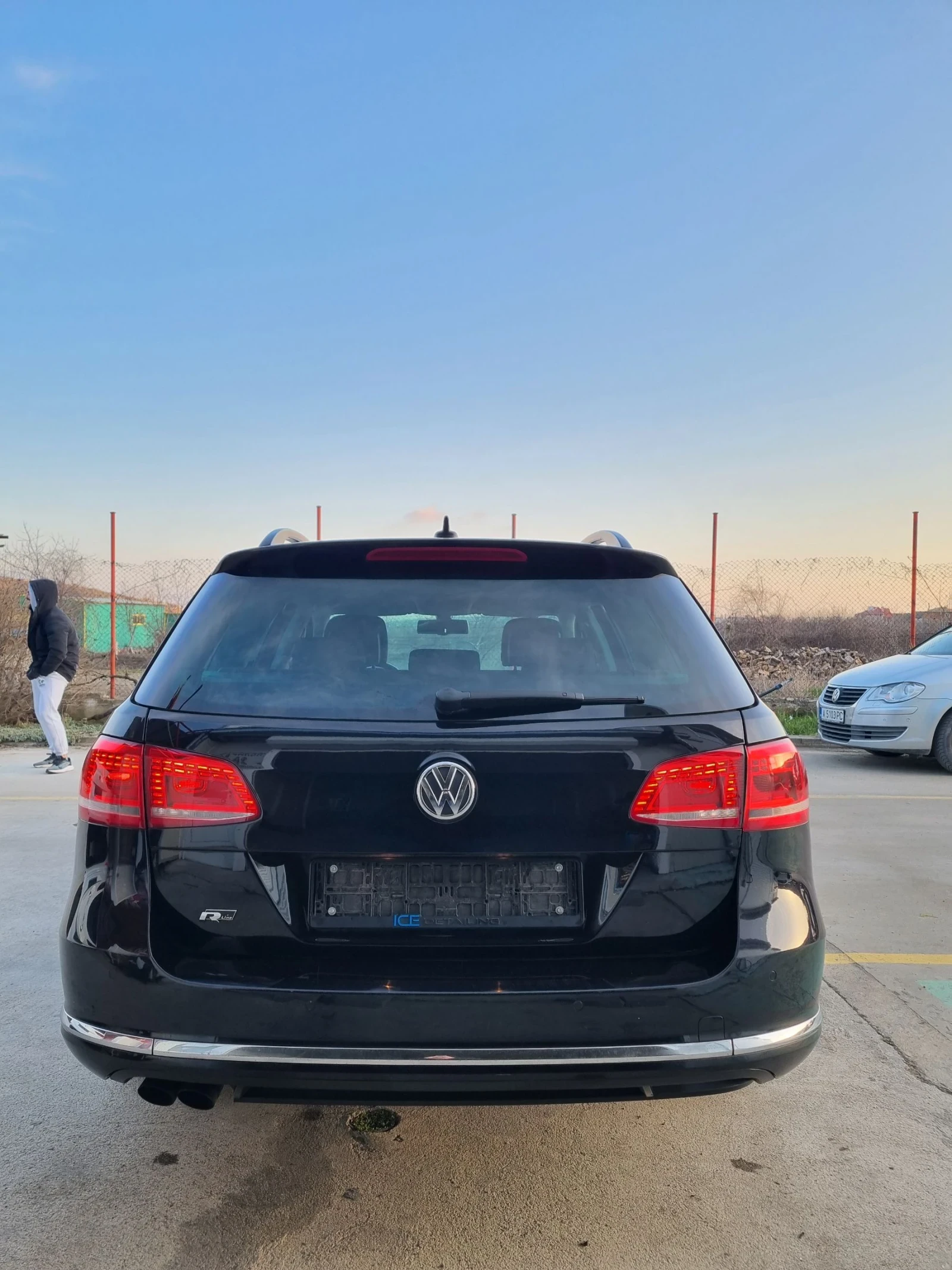 VW Passat 2.0tdi 140коня Led, снимка 8 - Автомобили и джипове - 53839378