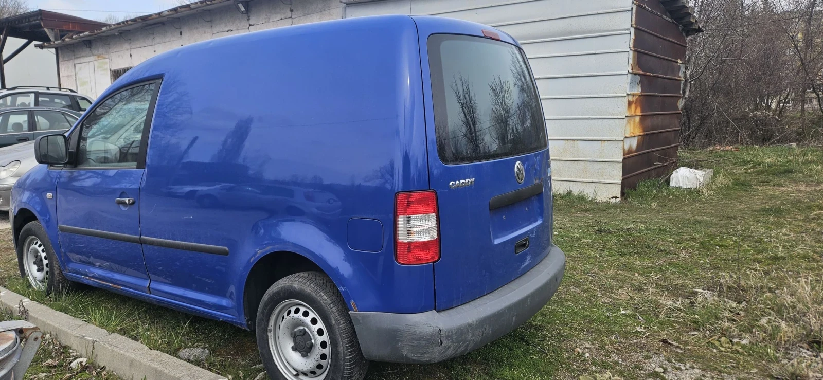 VW Caddy, снимка 3 - Автомобили и джипове - 53937675