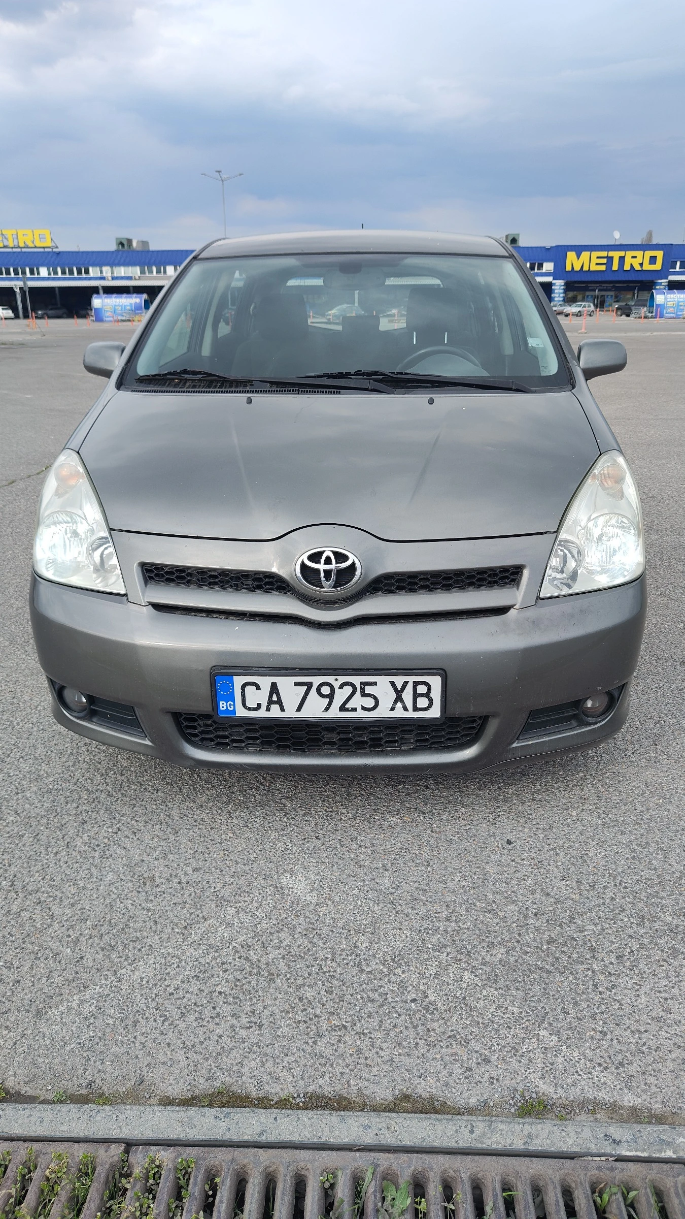 Toyota Corolla verso 7 местен