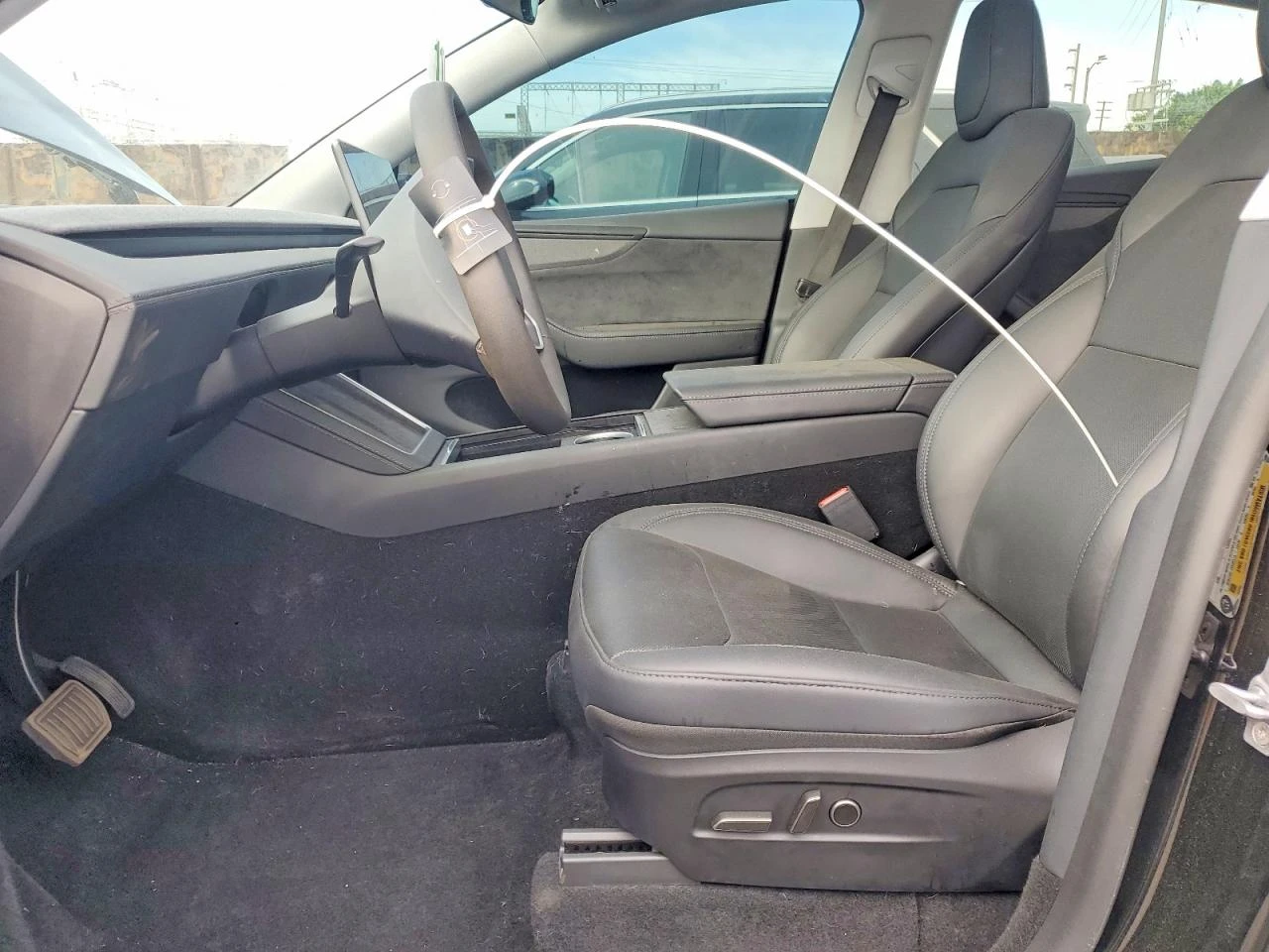 Tesla Model Y, снимка 7 - Автомобили и джипове - 54412042