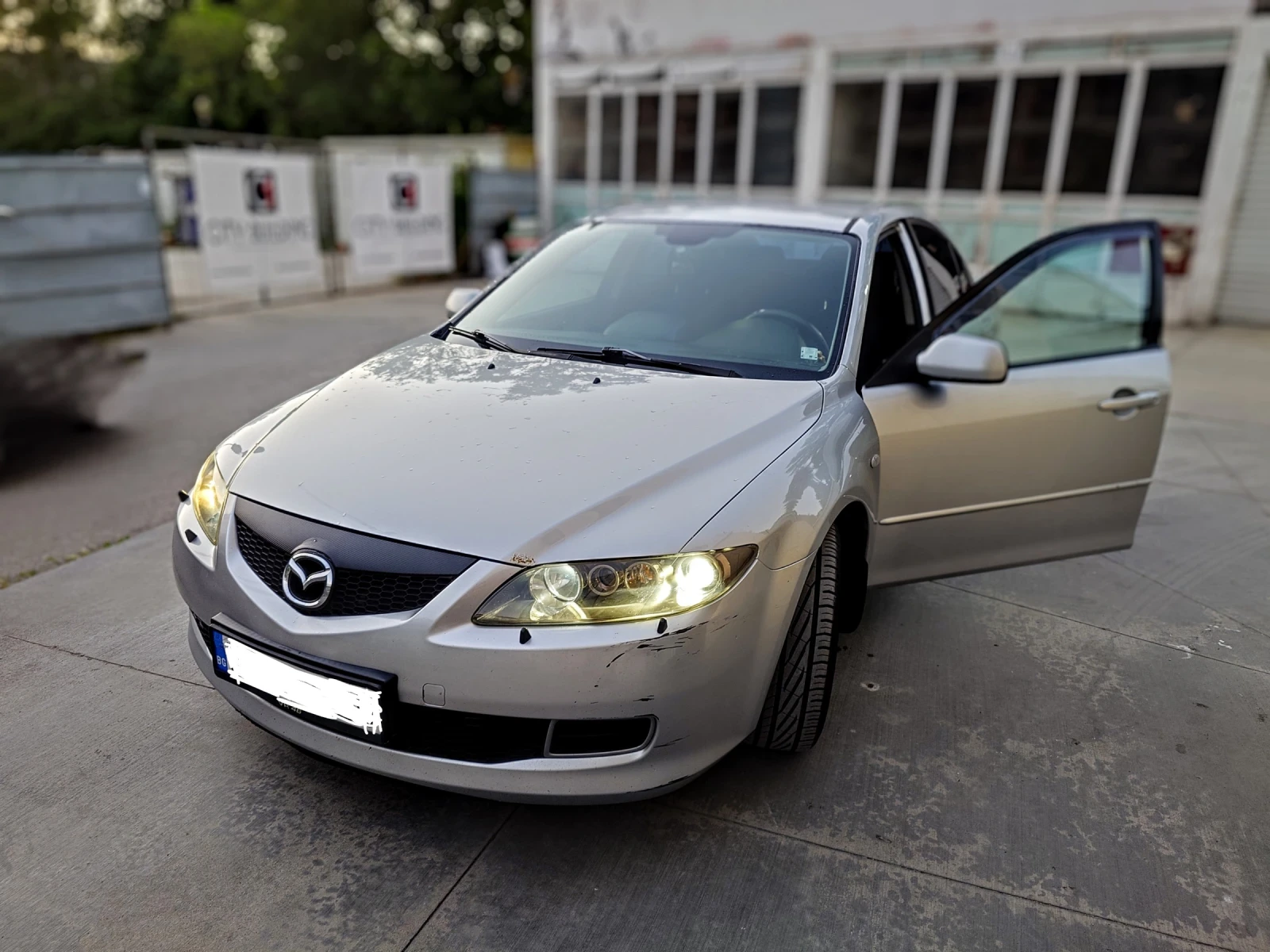 Mazda 6