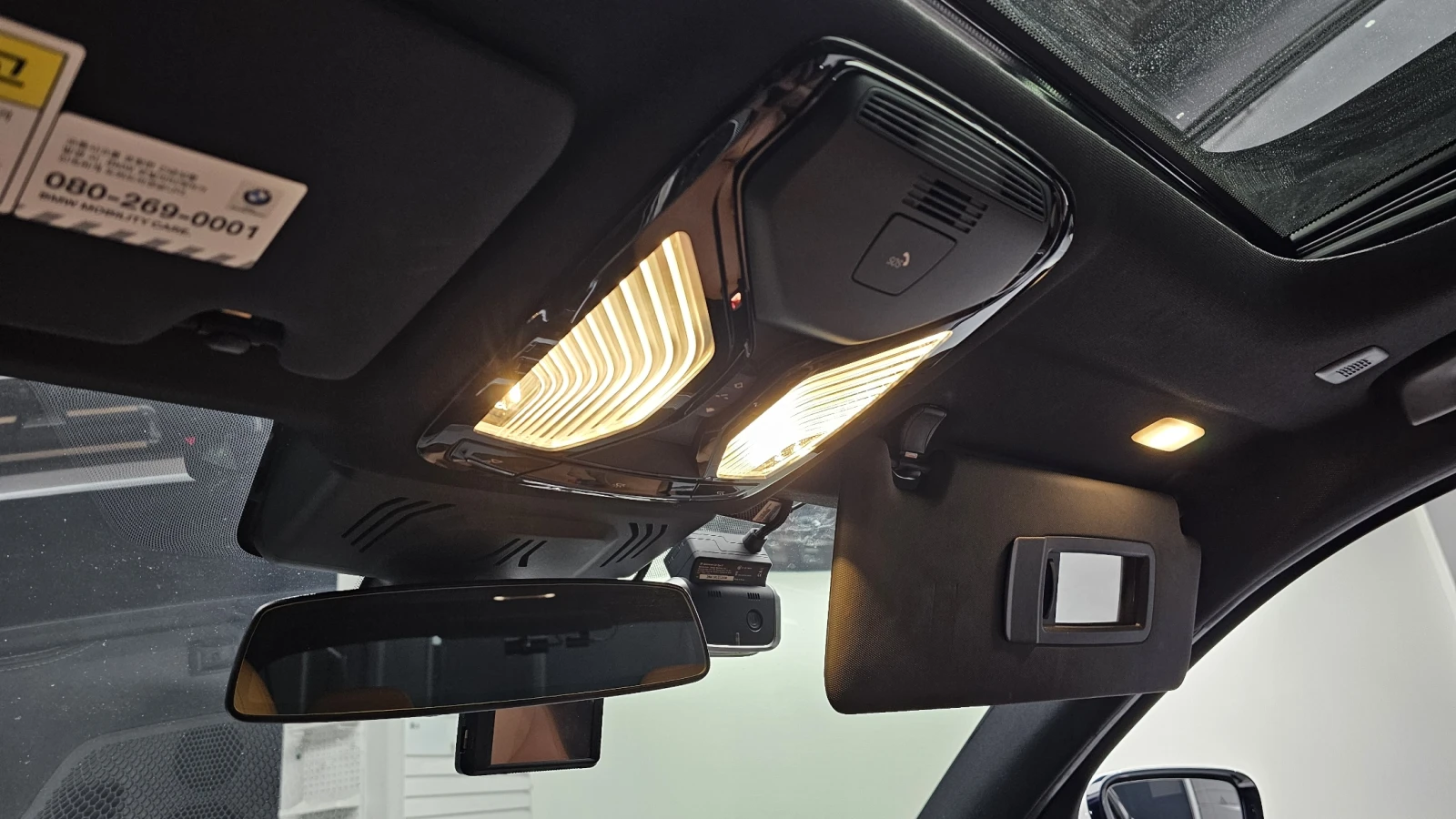 BMW 330 M-pkg| Distronic| Harman/Kardon| 360| HUD| Keyless, снимка 13 - Автомобили и джипове - 54740560