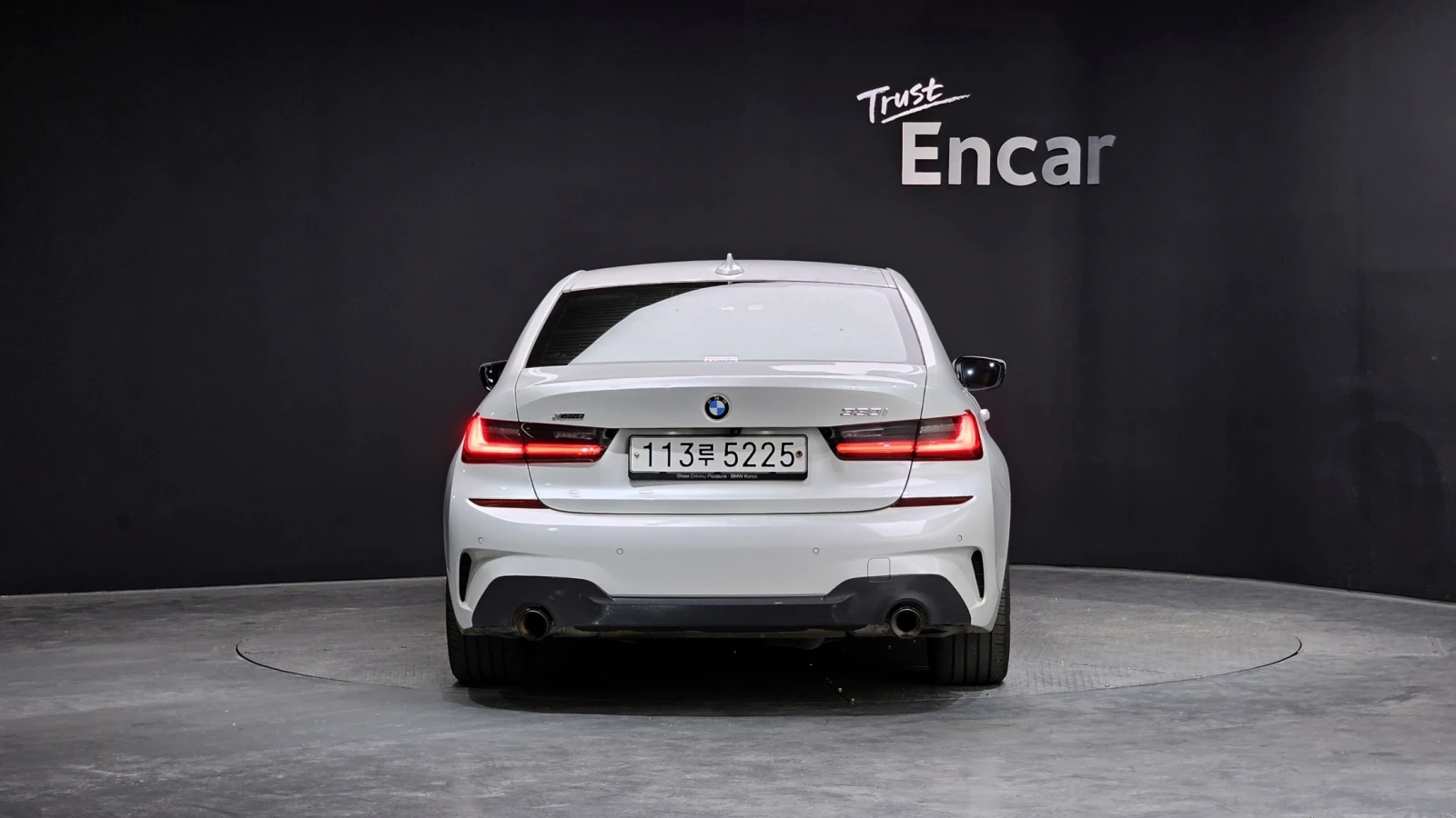 BMW 330 M-pkg| Distronic| Harman/Kardon| 360| HUD| Keyless, снимка 4 - Автомобили и джипове - 54740560