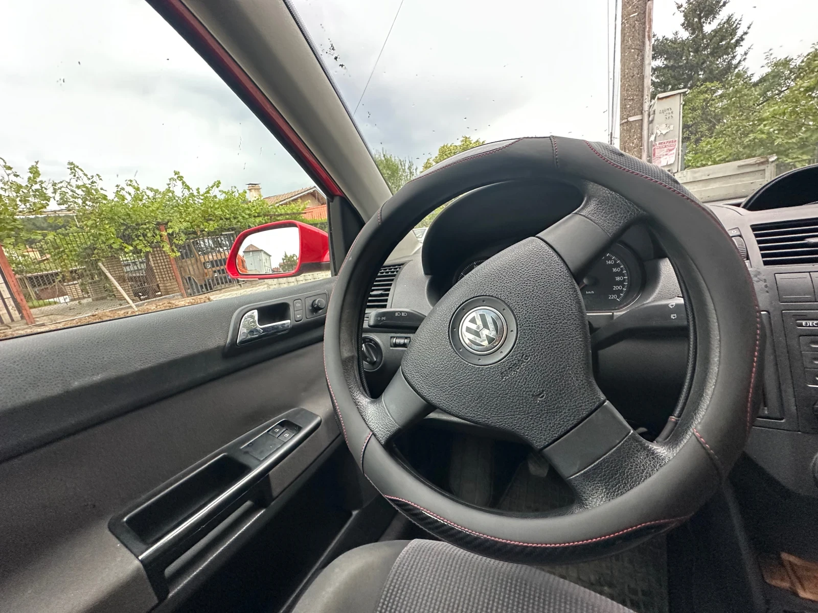 VW Polo, снимка 8 - Автомобили и джипове - 55211876