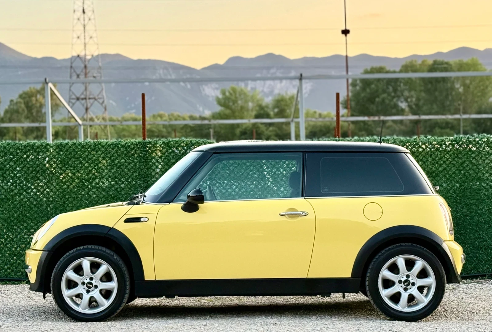 Mini Cooper 1.6i КЛИМАТИК, снимка 4 - Автомобили и джипове - 55226021