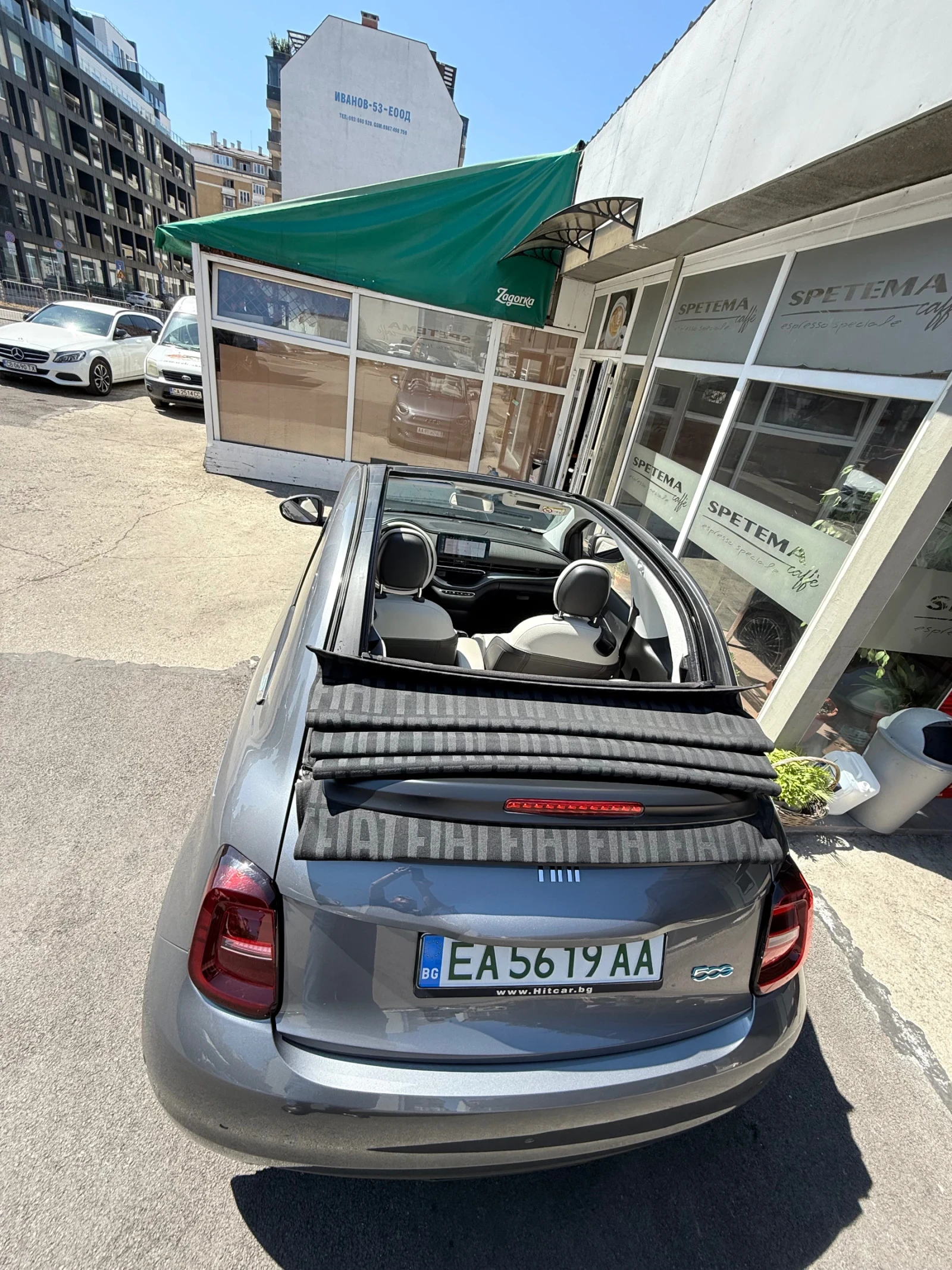 Fiat 500e La Prima Cabrio, снимка 14 - Автомобили и джипове - 55606613