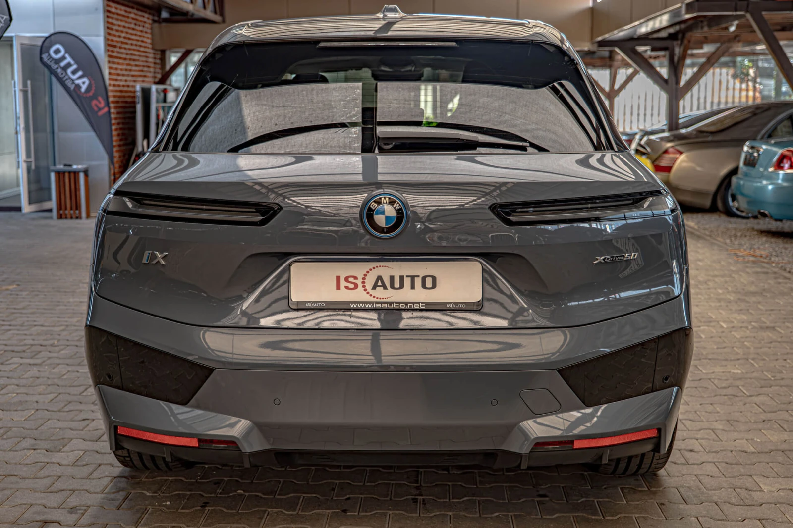 BMW iX xDrive 50/Камера/Ambient/Laser/Sport Package/, снимка 4 - Автомобили и джипове - 55825299
