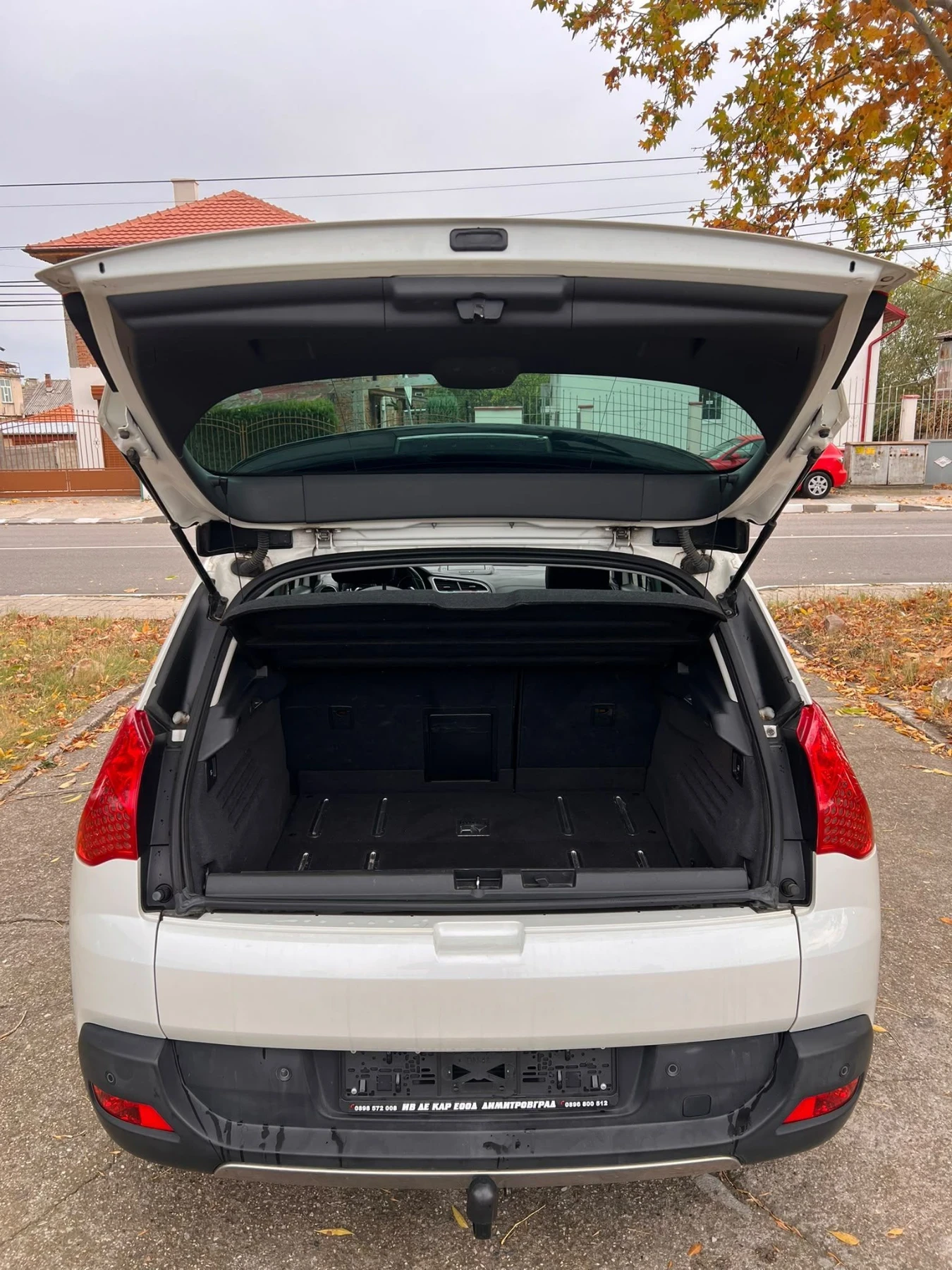 Peugeot 3008, снимка 6 - Автомобили и джипове - 56040534