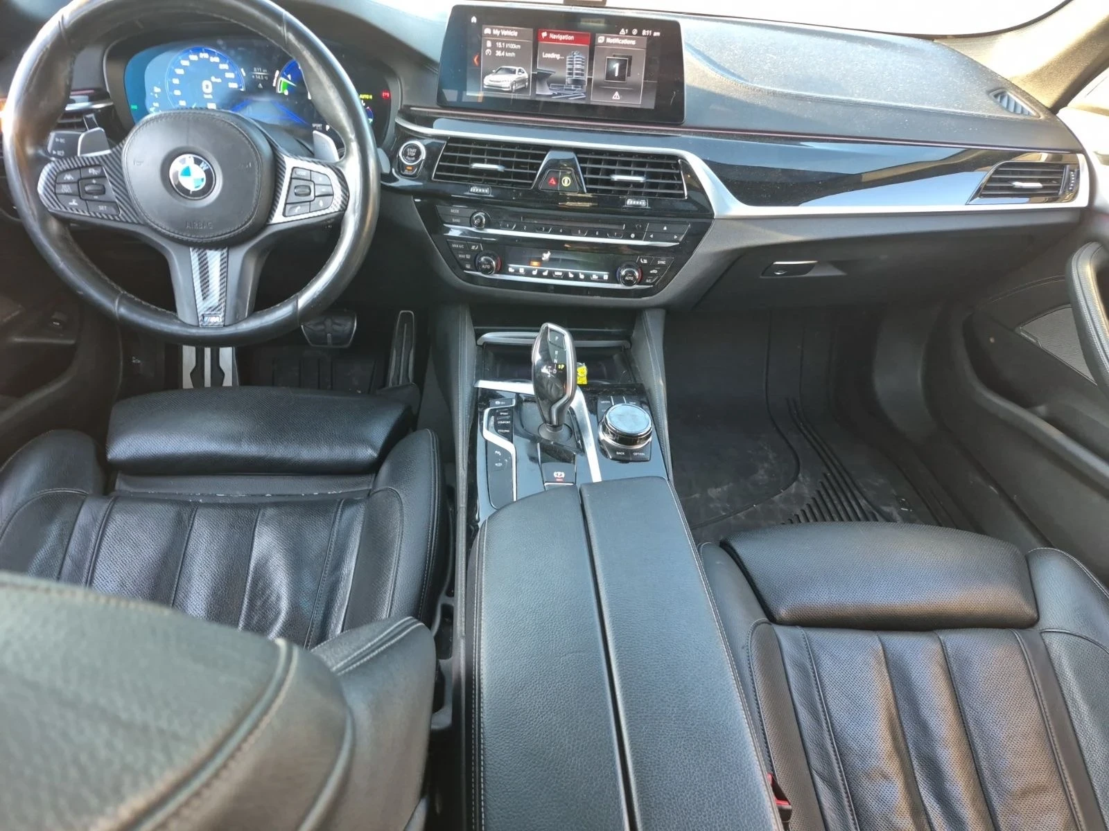 BMW 550 M-pack* 360* HUD* H&K* Dist* Шибидах* Обдух* , снимка 9 - Автомобили и джипове - 56214215