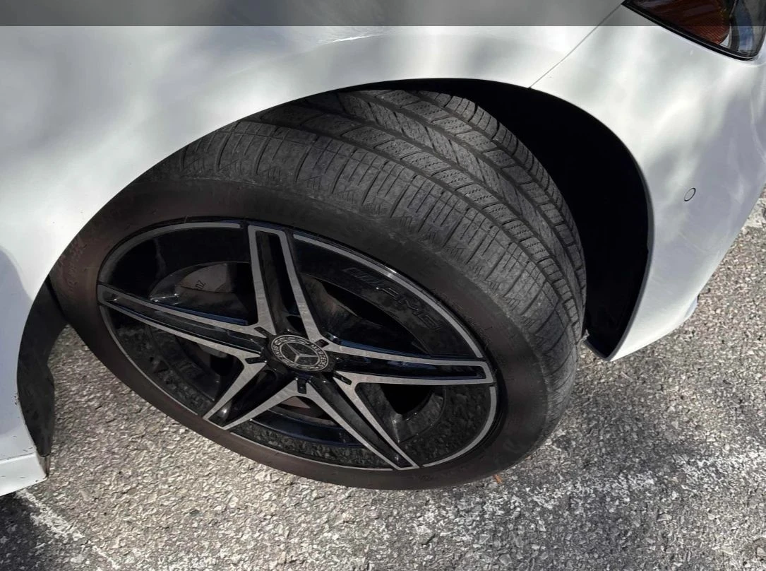 Mercedes-Benz C 300, снимка 4 - Автомобили и джипове - 56723306