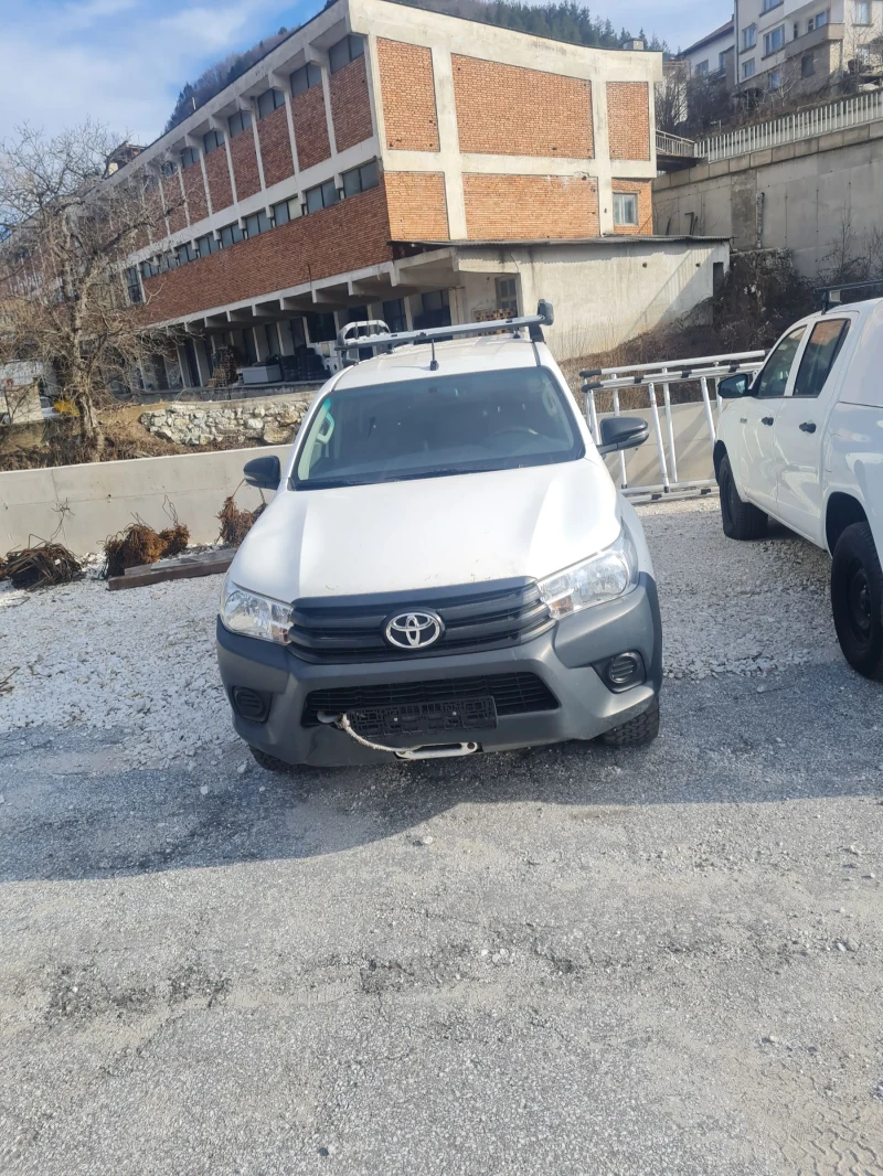 Toyota Hilux FULL PACKAGE , снимка 14 - Автомобили и джипове - 49146010