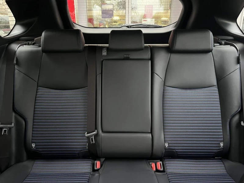 Toyota Rav4 2.5 HEV STYLE 4X4 НАЛИЧНА!!!, снимка 6 - Автомобили и джипове - 52634361