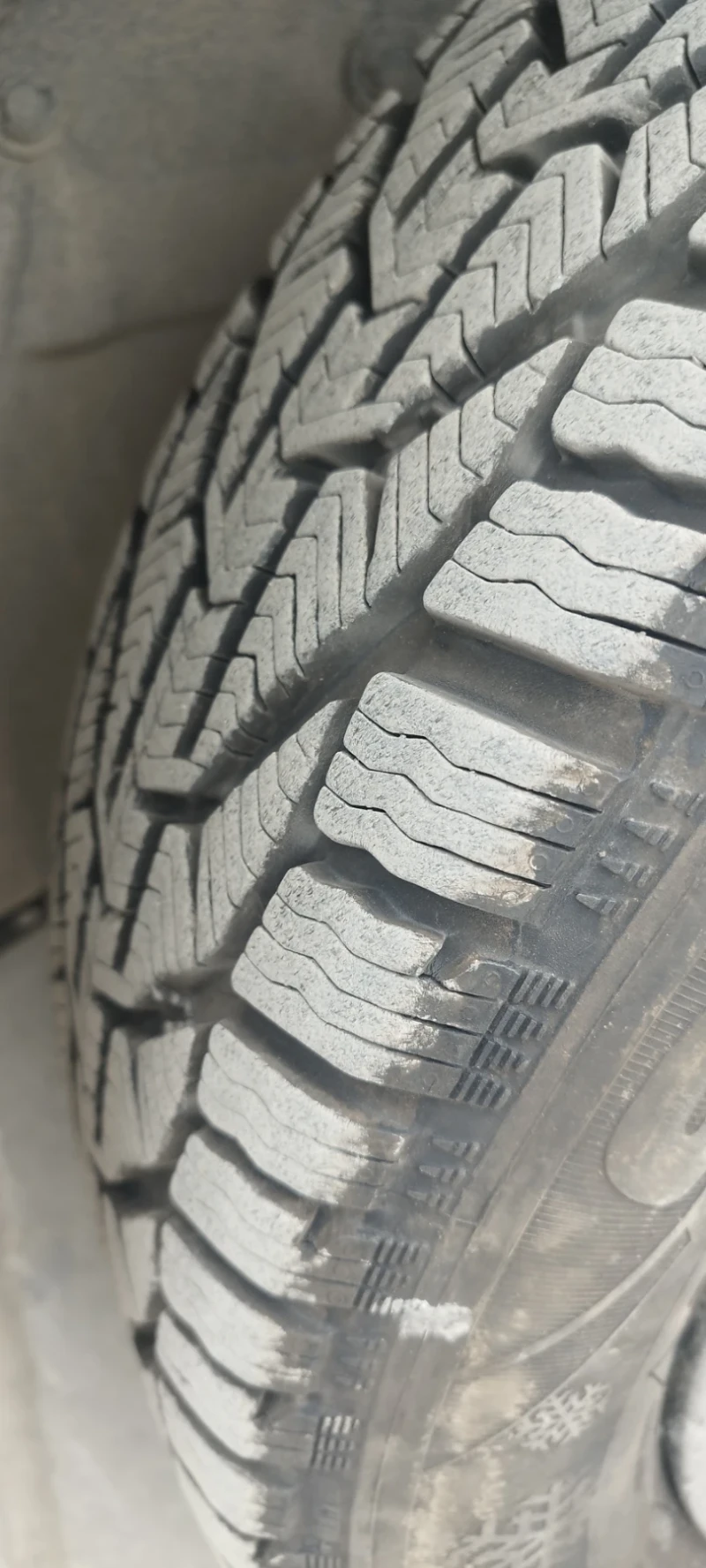 Mitsubishi Outlander 2.4i, снимка 11 - Автомобили и джипове - 53079660