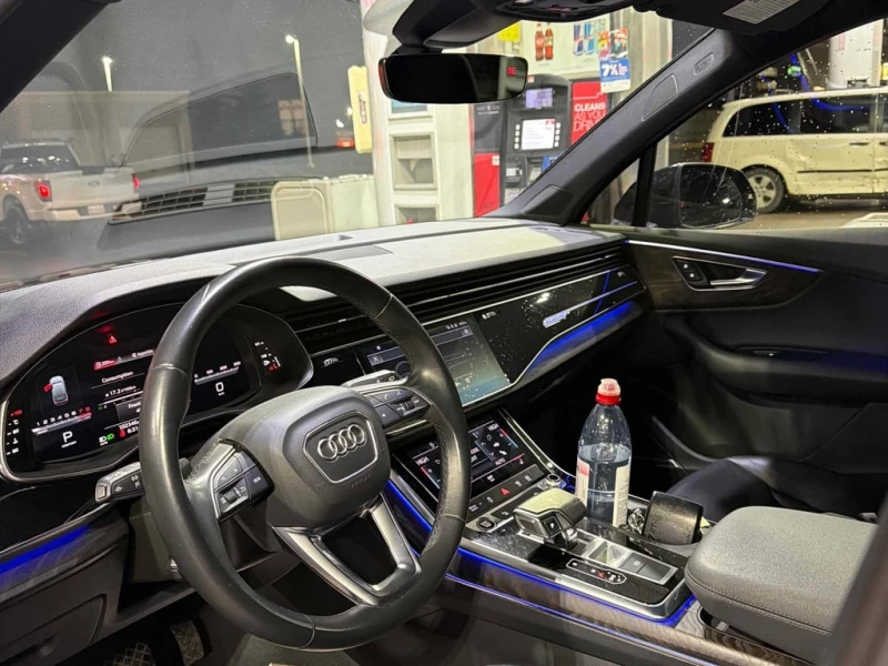 Audi Q7 Progressiv  CARFAX, снимка 5 - Автомобили и джипове - 53096011