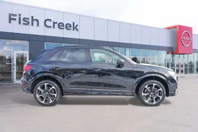 Audi Q3 * Technik 45 | S Line | Quattro | БЕЗ ИНЦИДЕНТИ, снимка 5 - Автомобили и джипове - 54431423