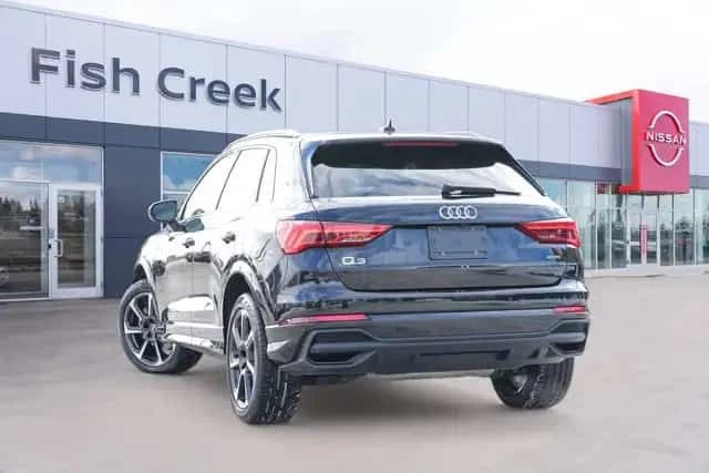 Audi Q3 * Technik 45 | S Line | Quattro | БЕЗ ИНЦИДЕНТИ, снимка 2 - Автомобили и джипове - 54431423
