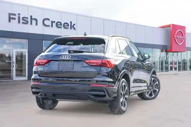 Audi Q3 * Technik 45 | S Line | Quattro | БЕЗ ИНЦИДЕНТИ, снимка 4 - Автомобили и джипове - 54431423
