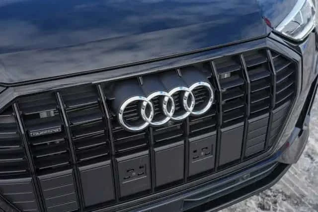 Audi Q3 * Technik 45 | S Line | Quattro | БЕЗ ИНЦИДЕНТИ, снимка 6 - Автомобили и джипове - 54431423