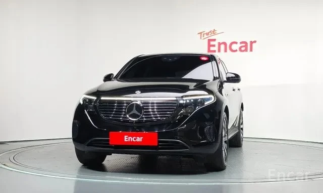 Mercedes-Benz EQC 400 4MATIC * DIS * 360 * ПОДГРЕВ * ПАНО, снимка 2 - Автомобили и джипове - 56172164