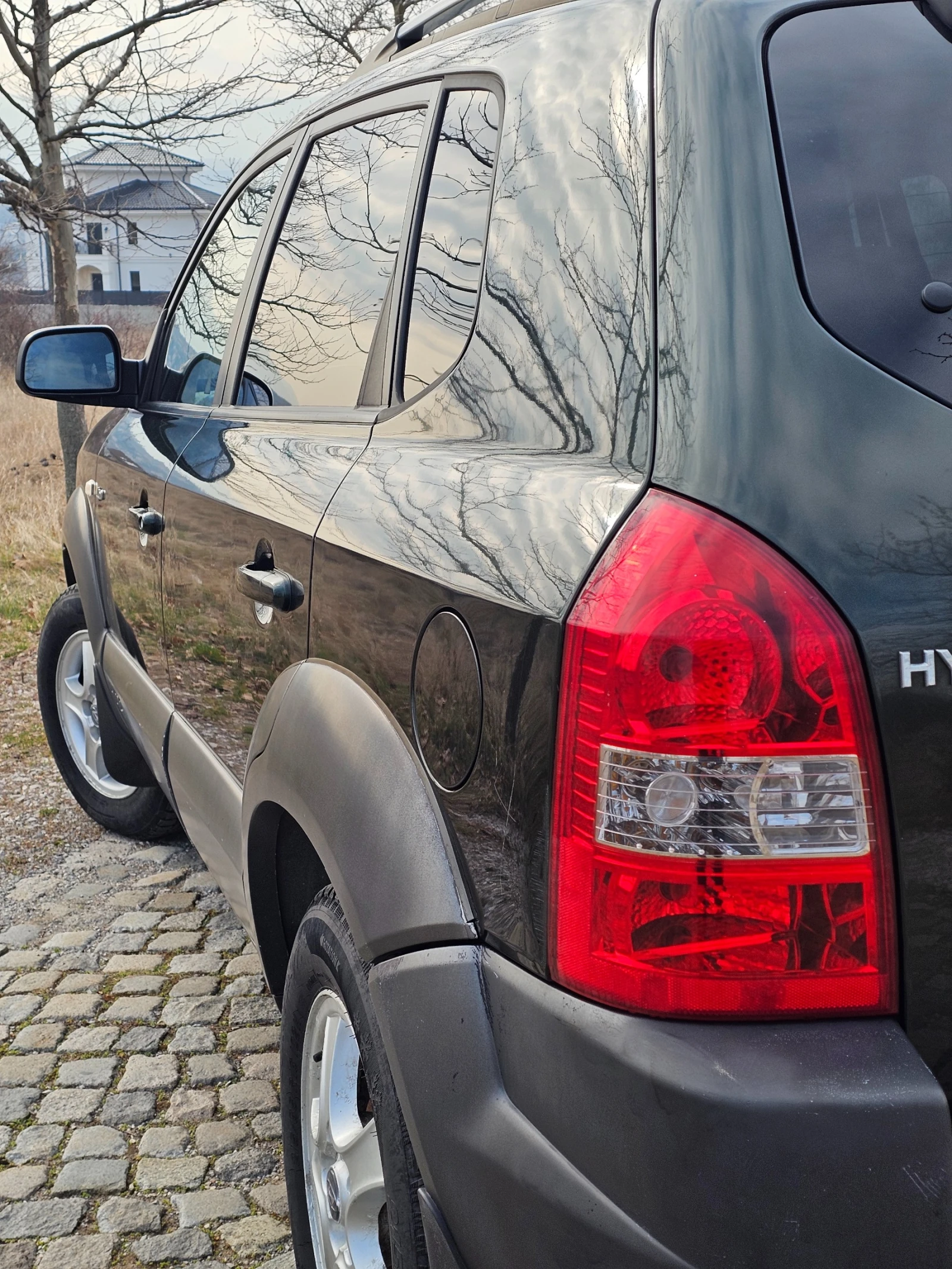 Hyundai Tucson, снимка 3 - Автомобили и джипове - 53870012