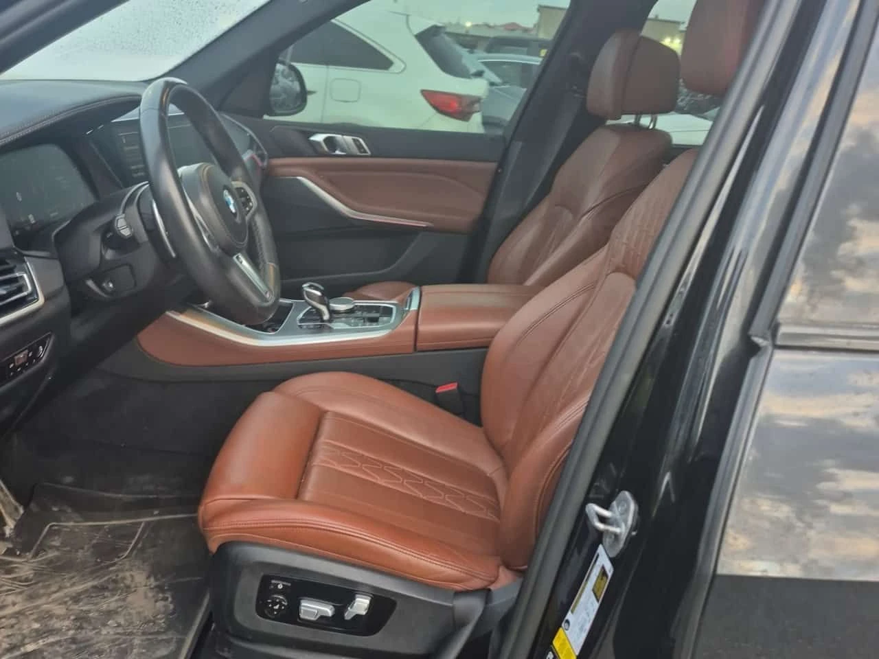 BMW X5 XDRIVE40I | M пакет | PANO | Soft-close | KEYLESS , снимка 5 - Автомобили и джипове - 53907167