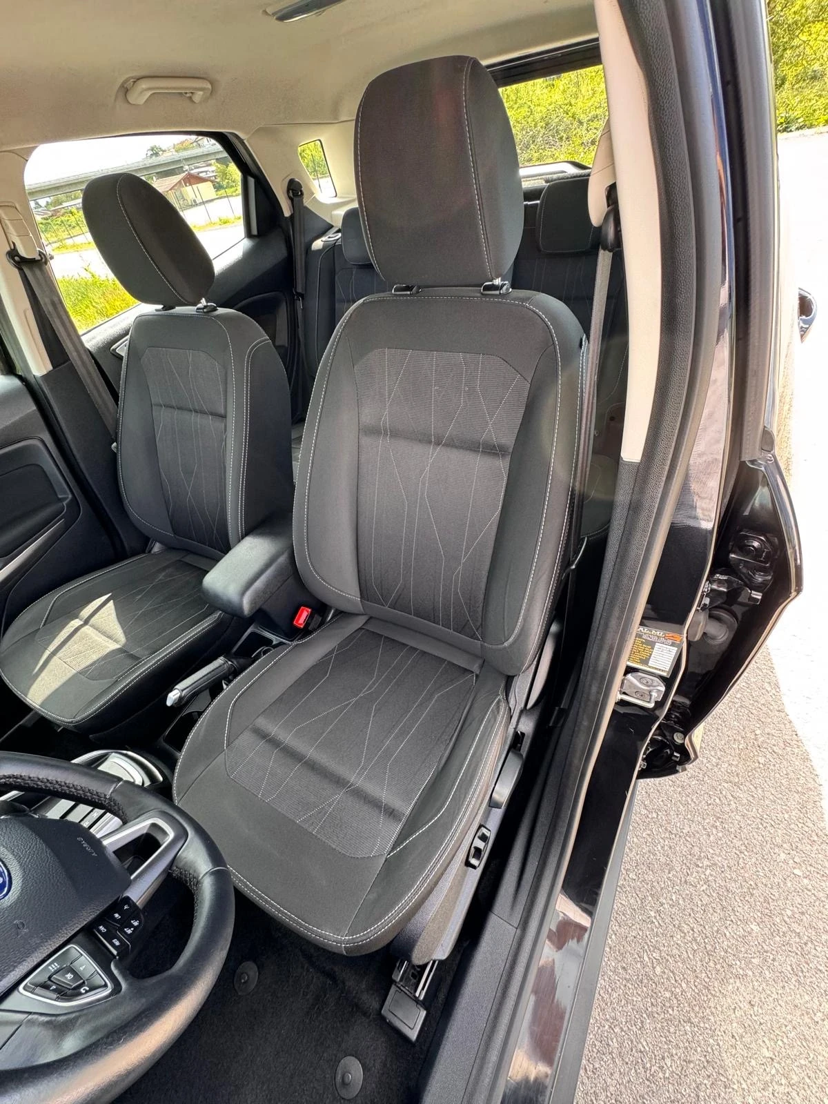 Ford EcoSport 1.0 EcoBoost Italy, снимка 9 - Автомобили и джипове - 54450041