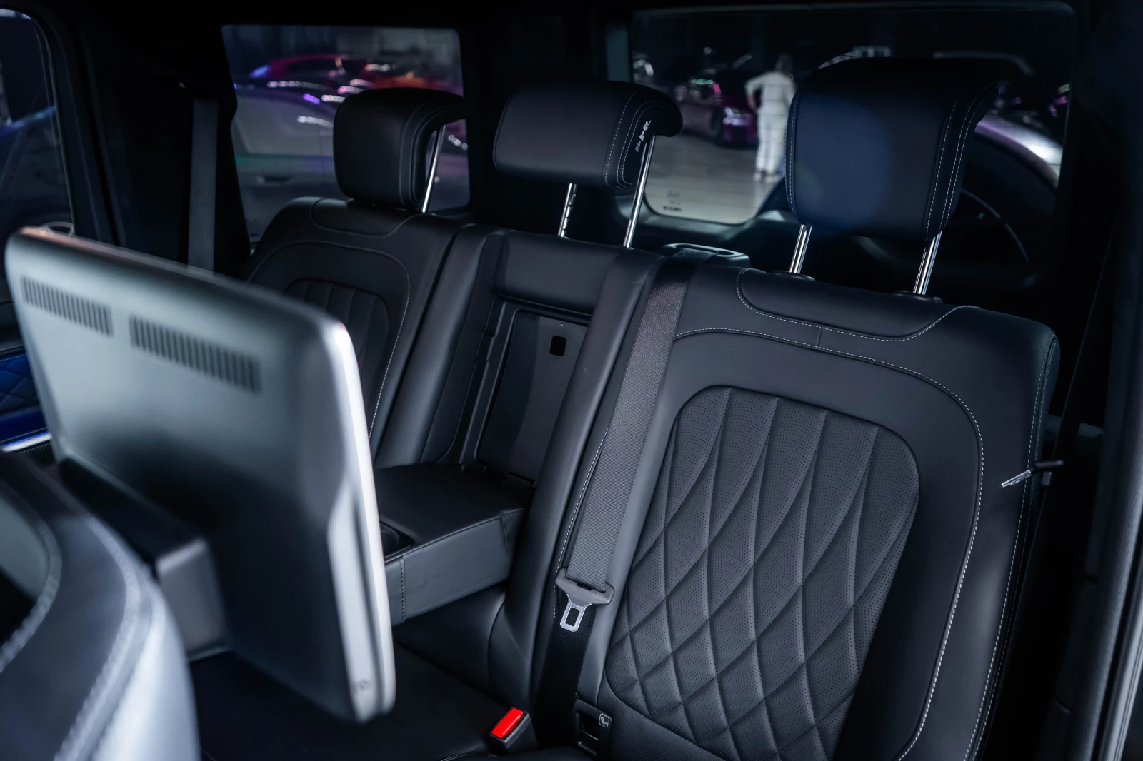 Mercedes-Benz G 63 AMG 4M AMG* Night* Pano* Burm, снимка 15 - Автомобили и джипове - 54520635