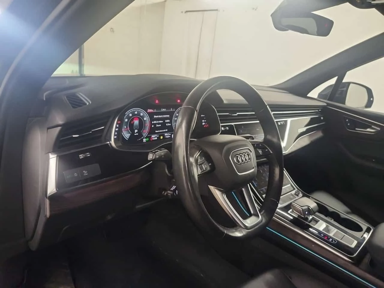 Audi Q7 * PROGRESSIV * CARFAX * Един собственик * От VW * , снимка 6 - Автомобили и джипове - 54856009