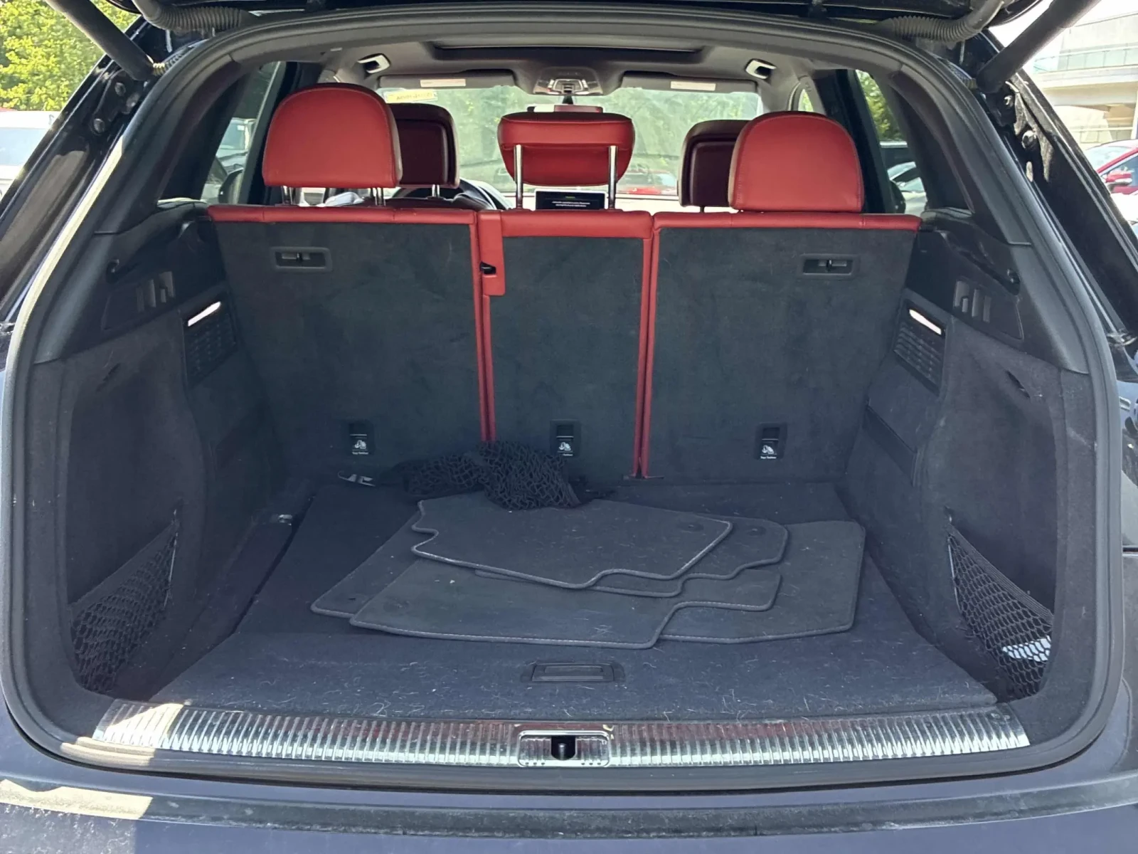 Audi SQ5 Technik/B&O, снимка 10 - Автомобили и джипове - 55660667