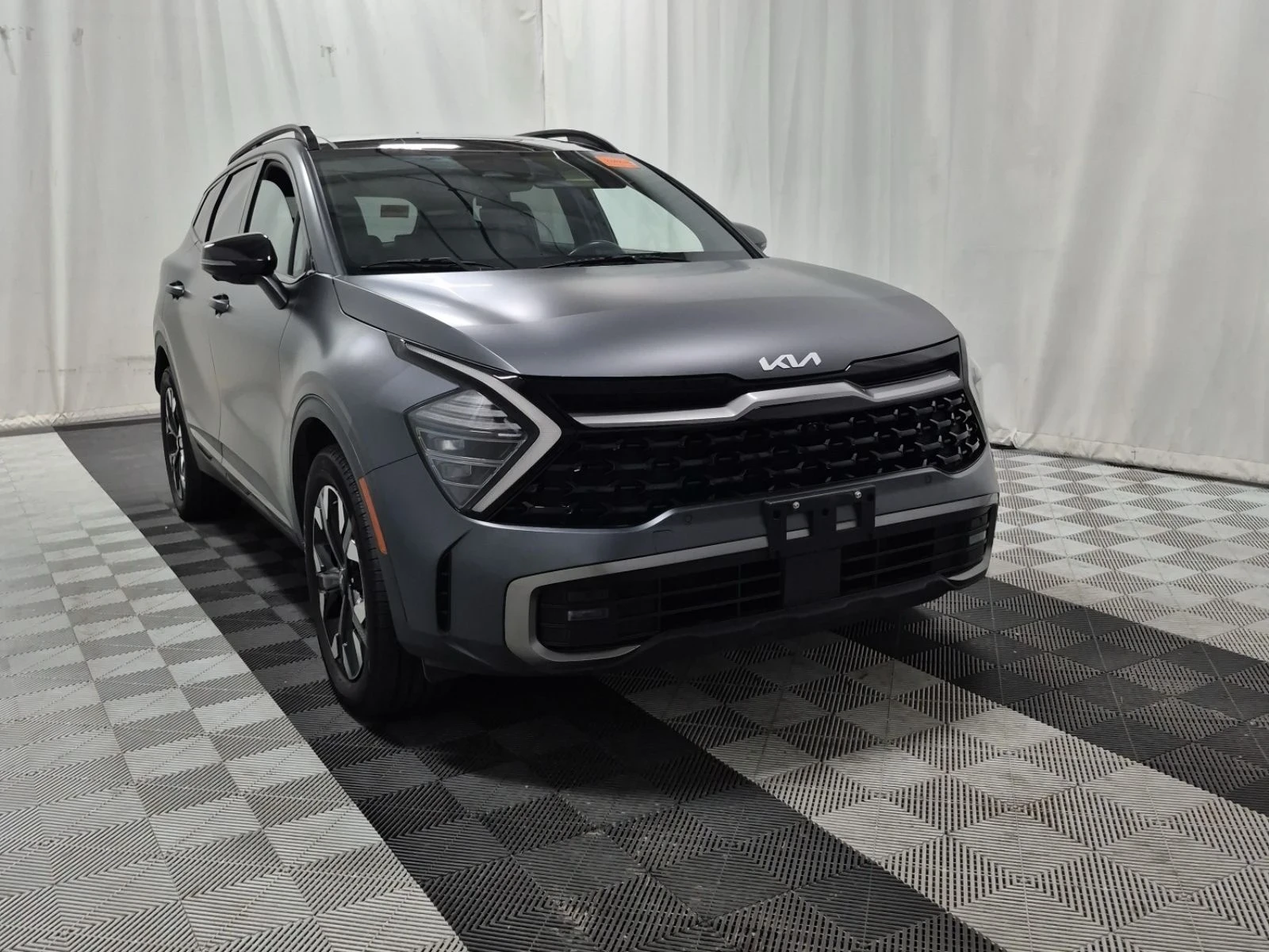 Kia Sportage X-LINE LIMITED* Pano* 360* H&K* 4X4Обдух* , снимка 3 - Автомобили и джипове - 56048460