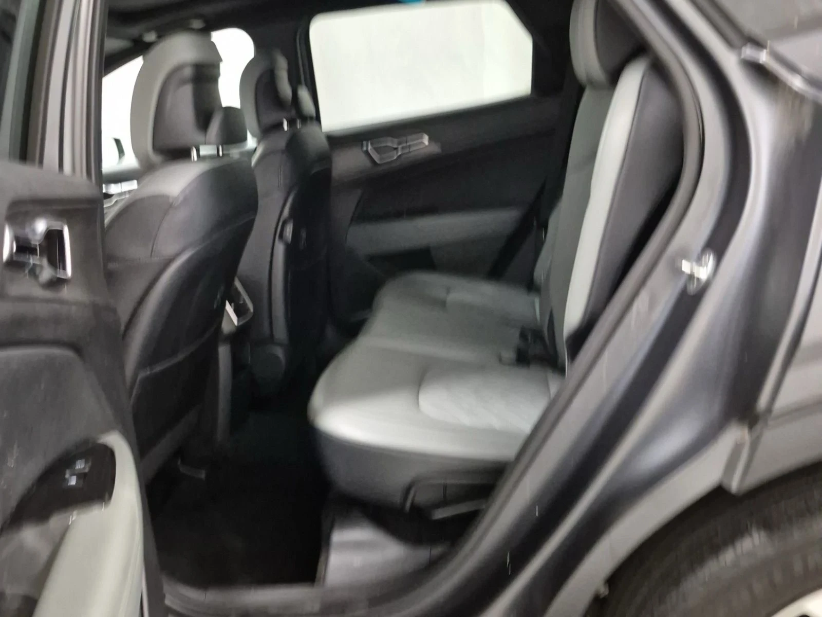 Kia Sportage X-LINE LIMITED* Pano* 360* H&K* 4X4Обдух* , снимка 12 - Автомобили и джипове - 56048460